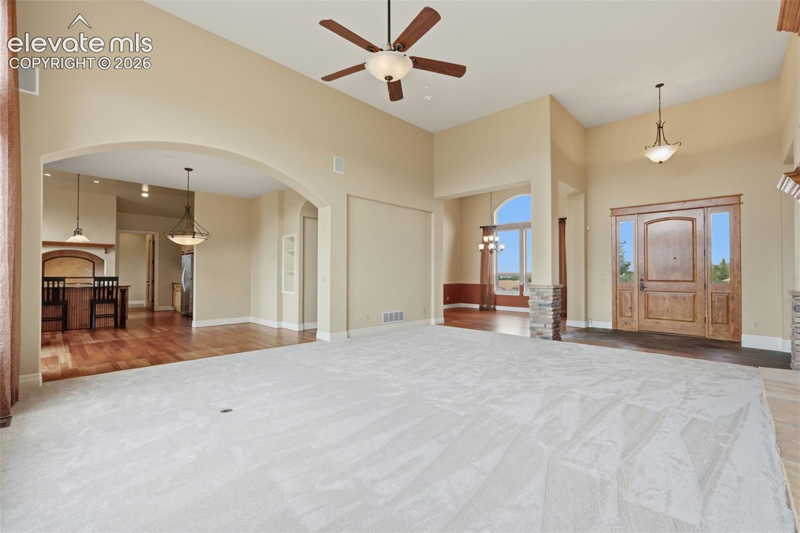 Listing photo 15 for 395 Young Circle