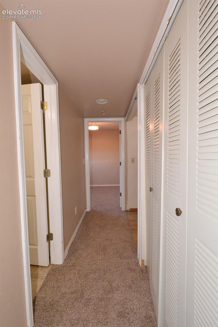 Listing photo 13 for 2040 Fairweather Way