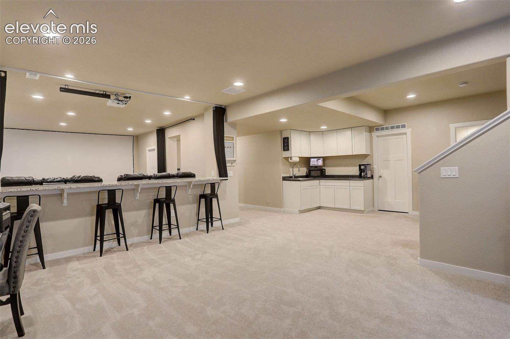 Listing photo 11 for 10877 Rolling Mesa Drive