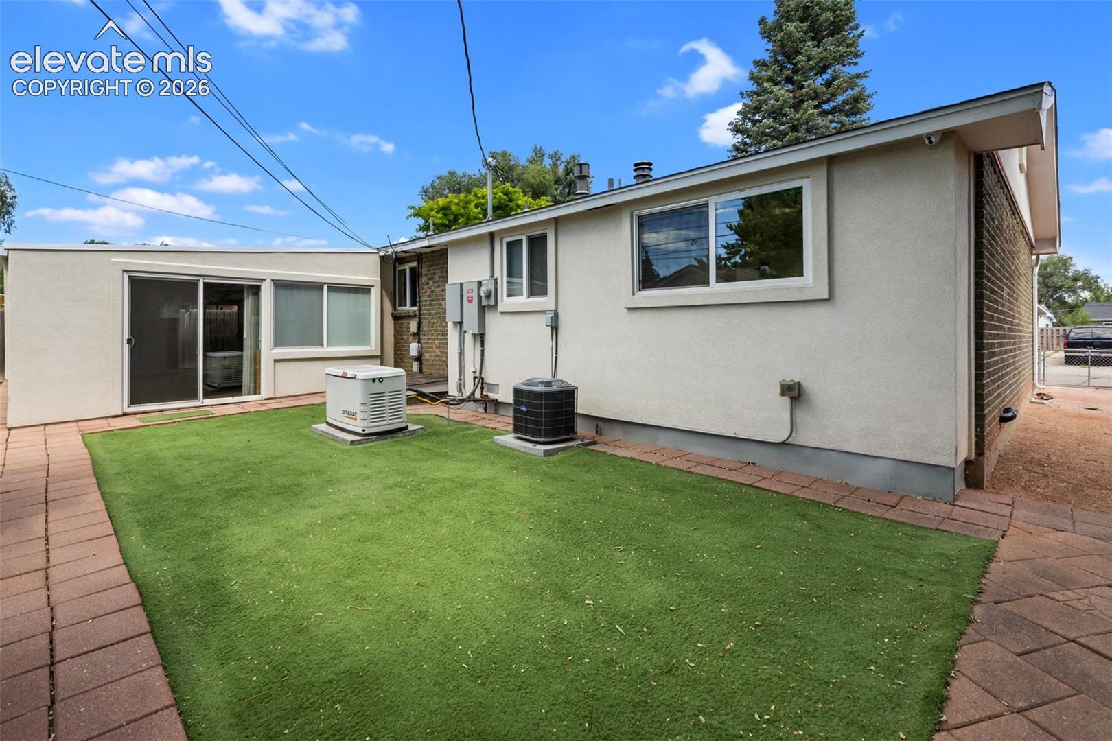 Listing photo 8 for 403 Shield Road