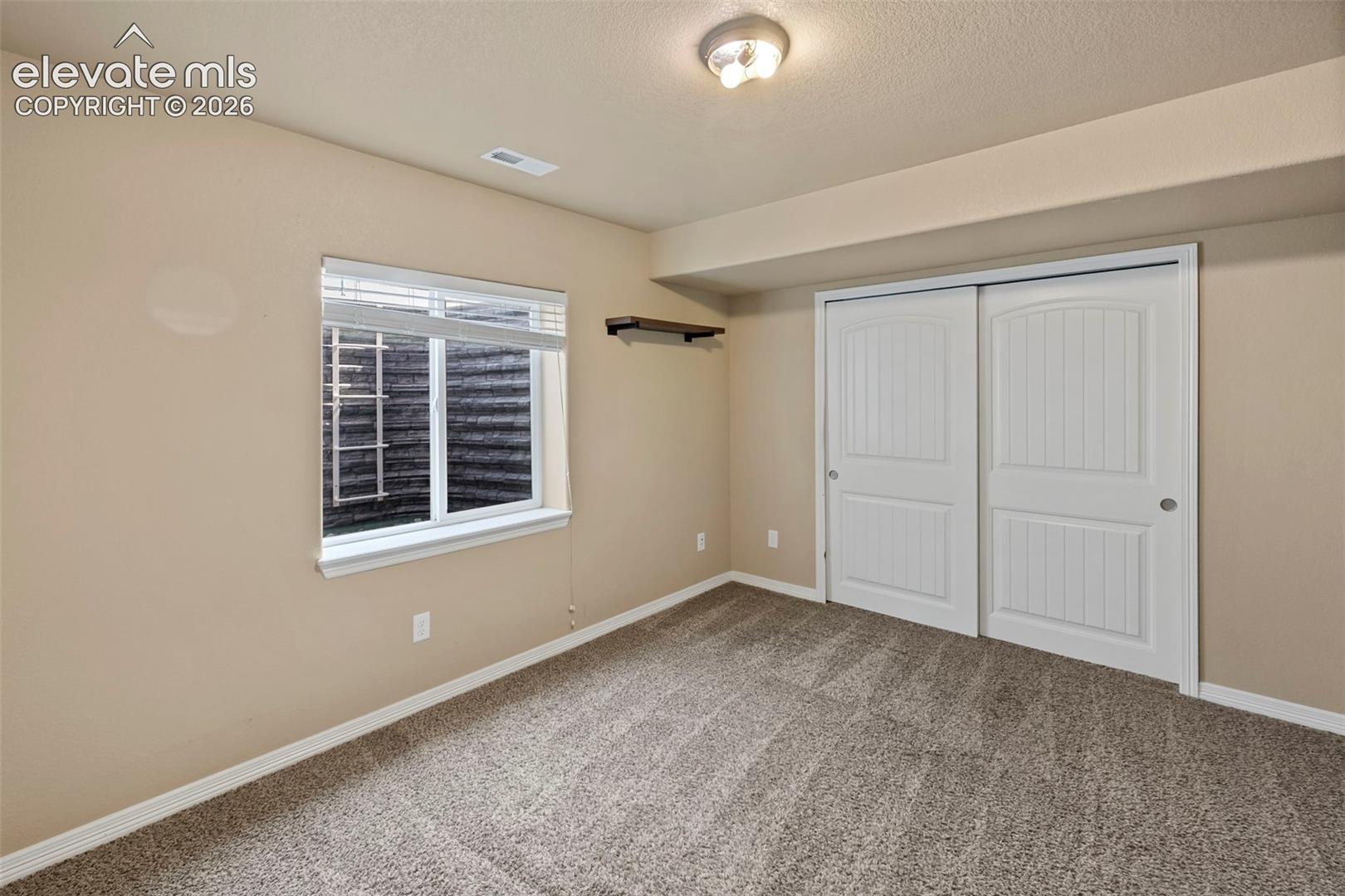 Listing photo 32 for 7794 Landover Lane
