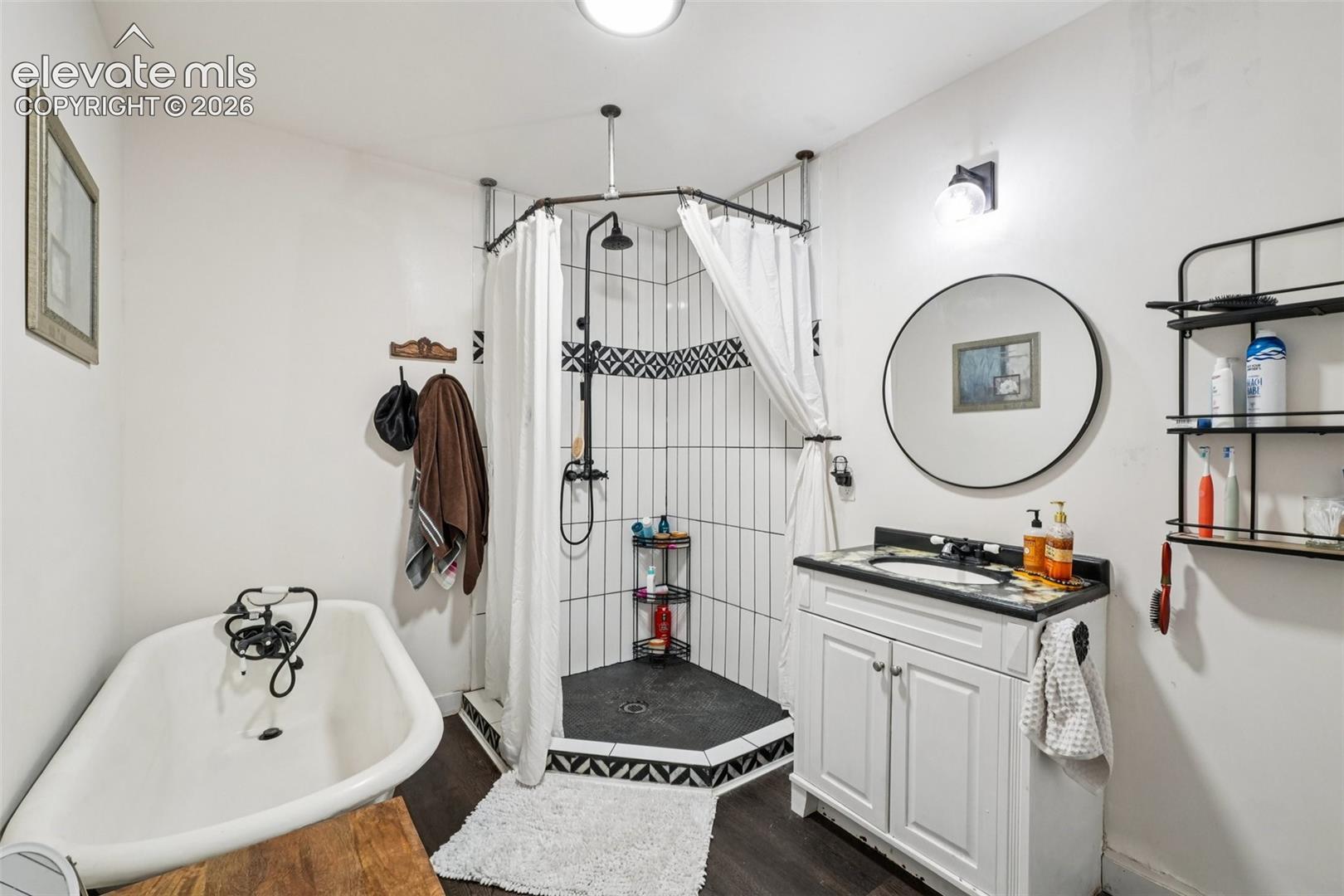 Listing photo 12 for 708 Cooper Avenue