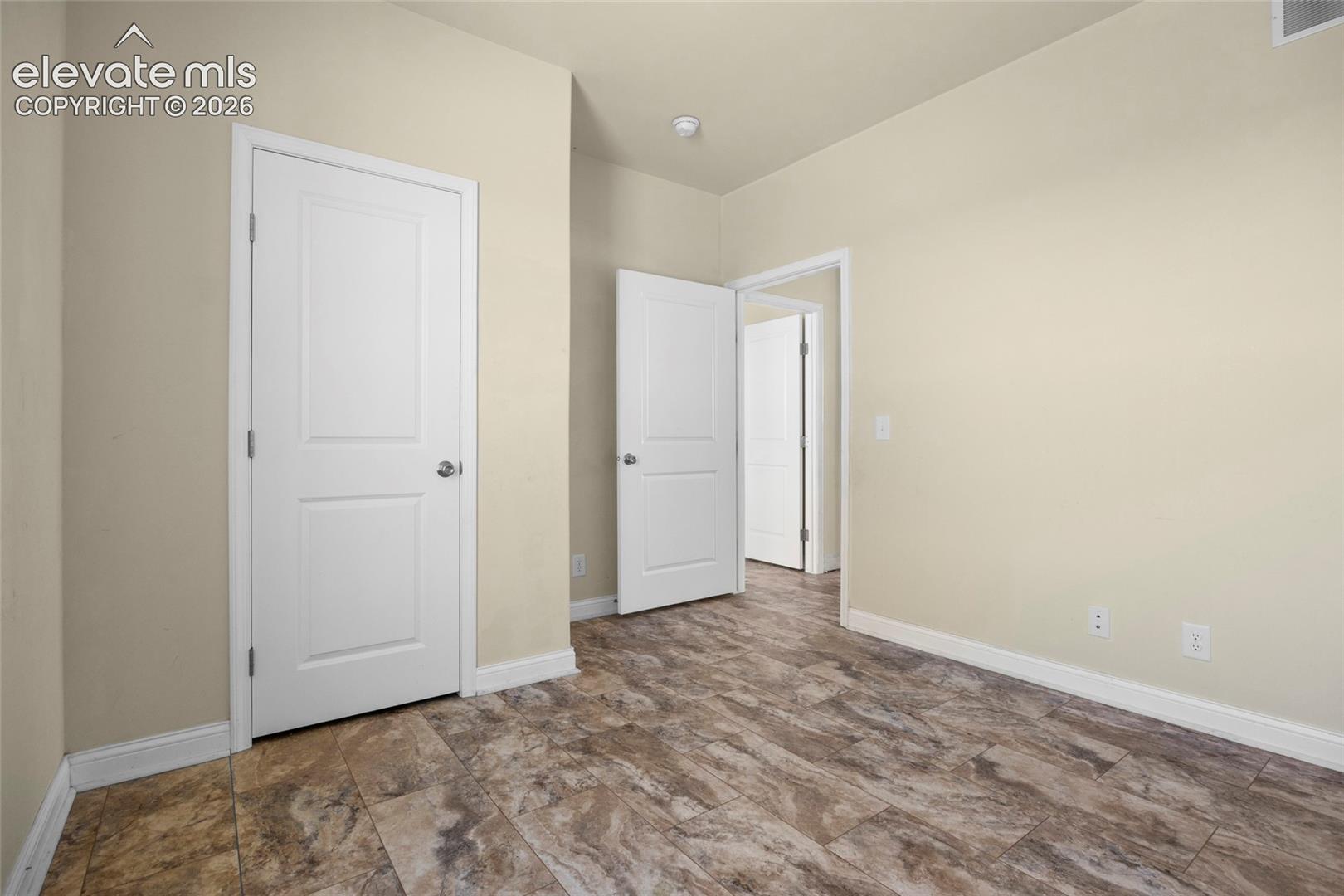 Listing photo 35 for 842 Spotted Owl Way