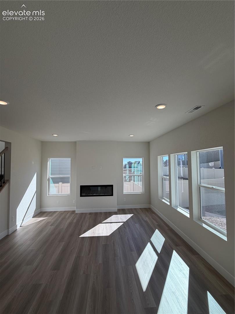 Listing photo 9 for 5148 Somervell Court