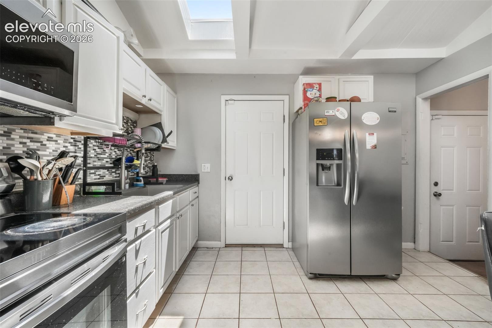 Listing photo 10 for 3506 Lancaster Drive