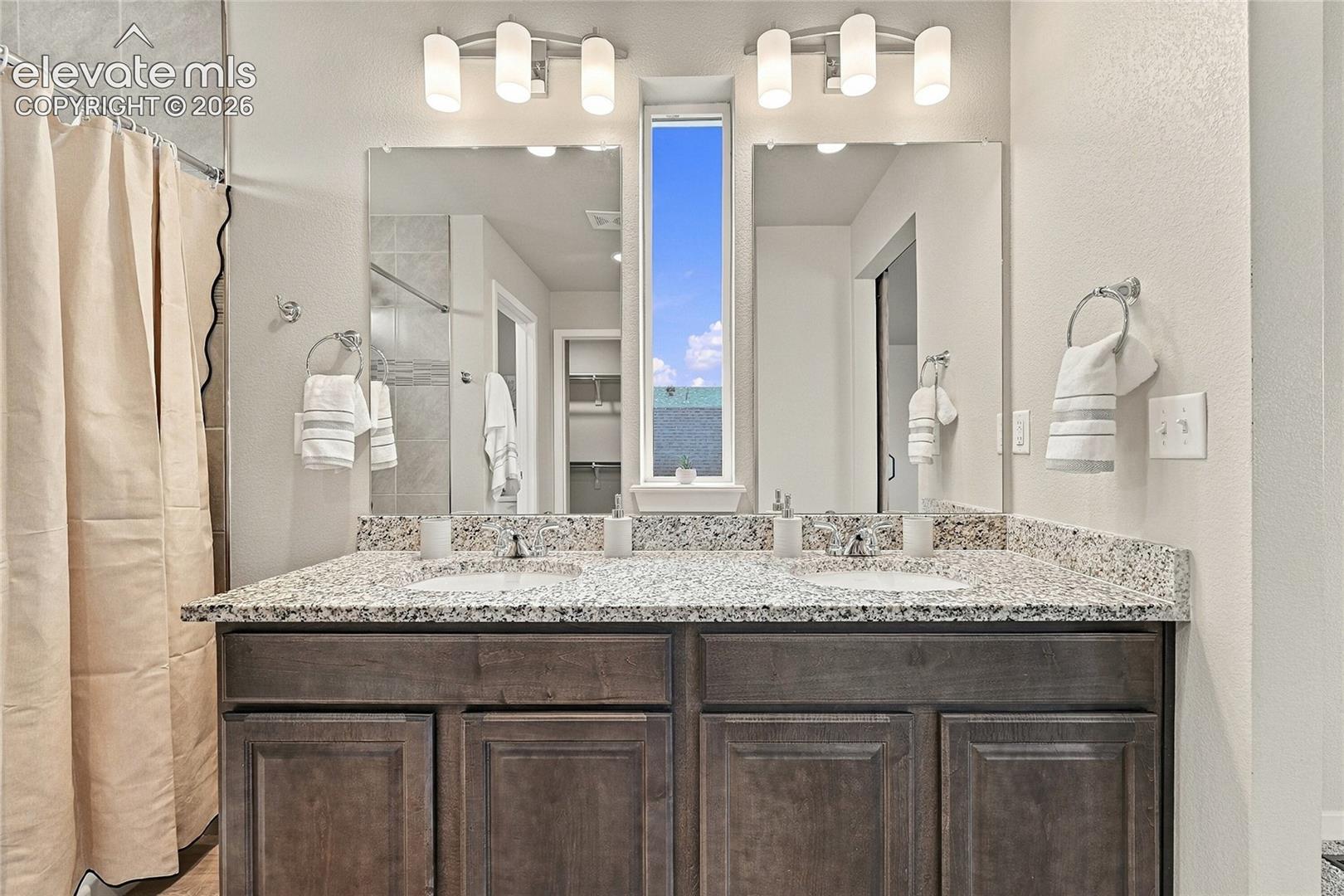 9149 Castlebear Drive, photo 22