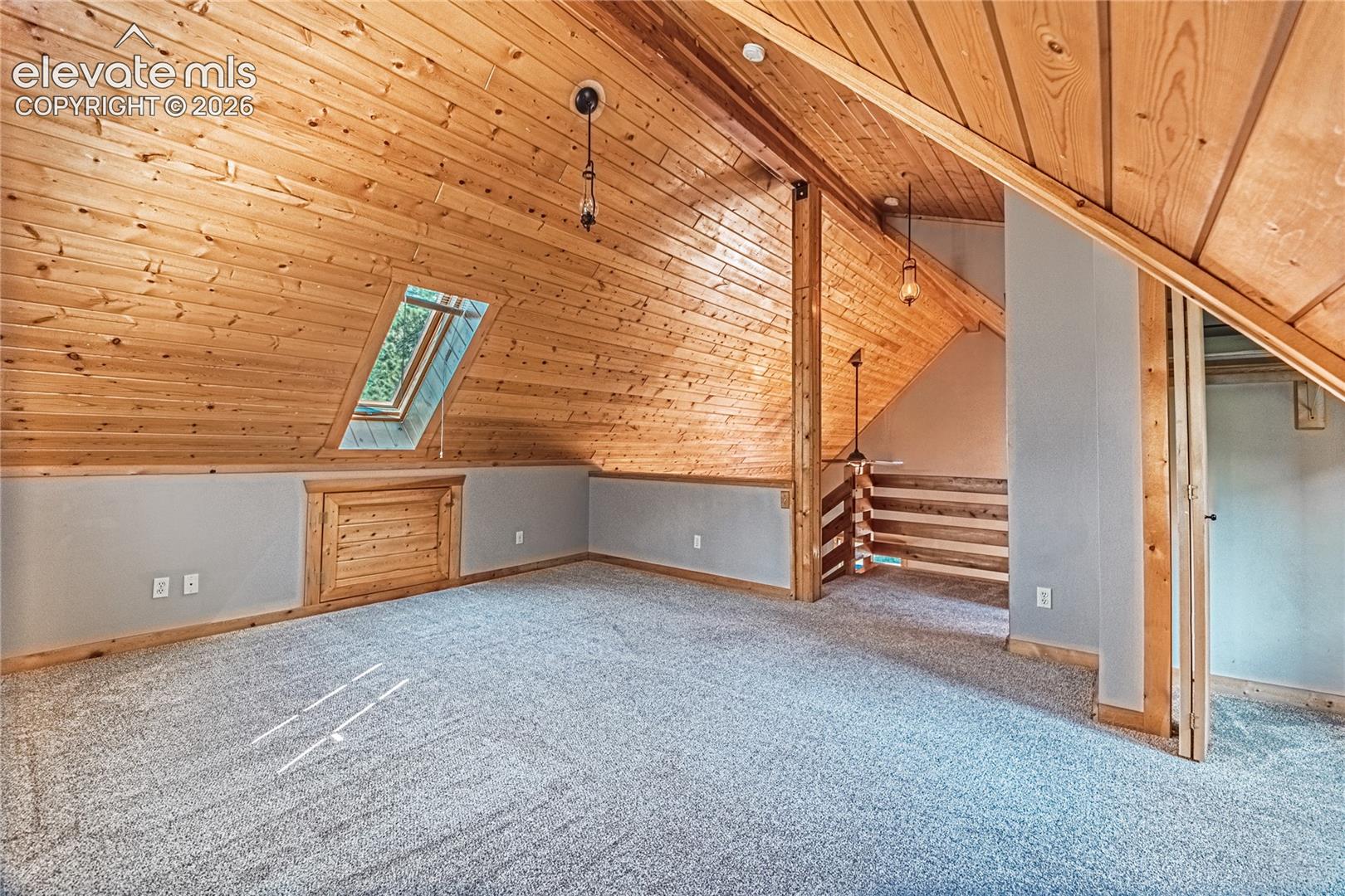 10668 Highway 24, photo 17