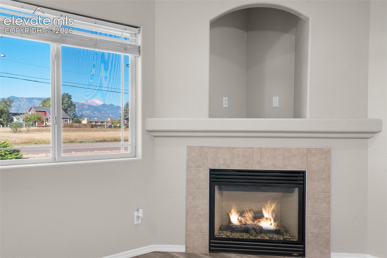 Listing photo 14 for 1034 Fountain Mesa Drive