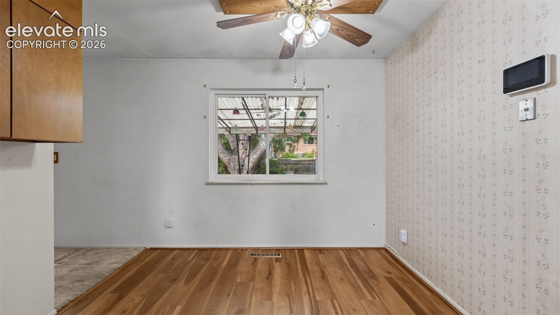 2204 Warwick Lane, photo 11