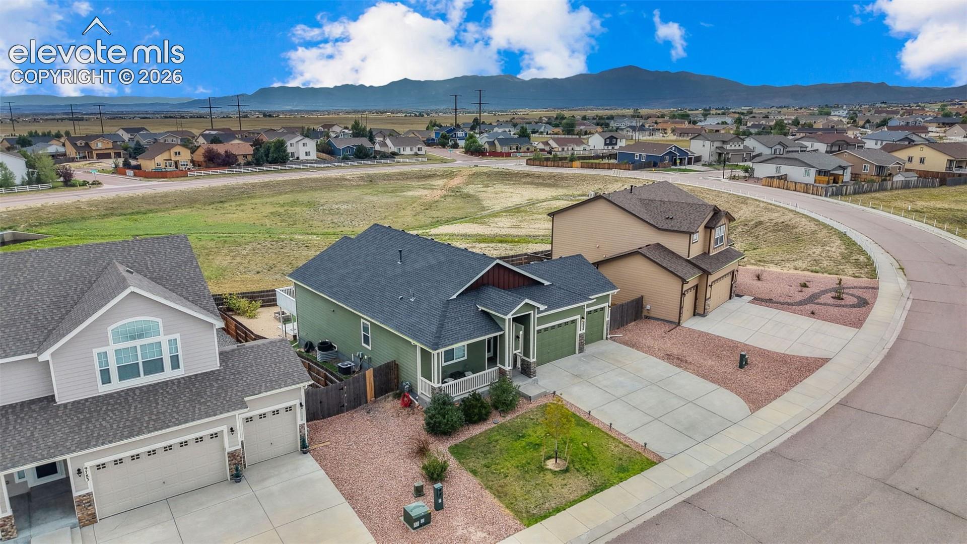 Listing photo 49 for 9773 Witherbee Drive