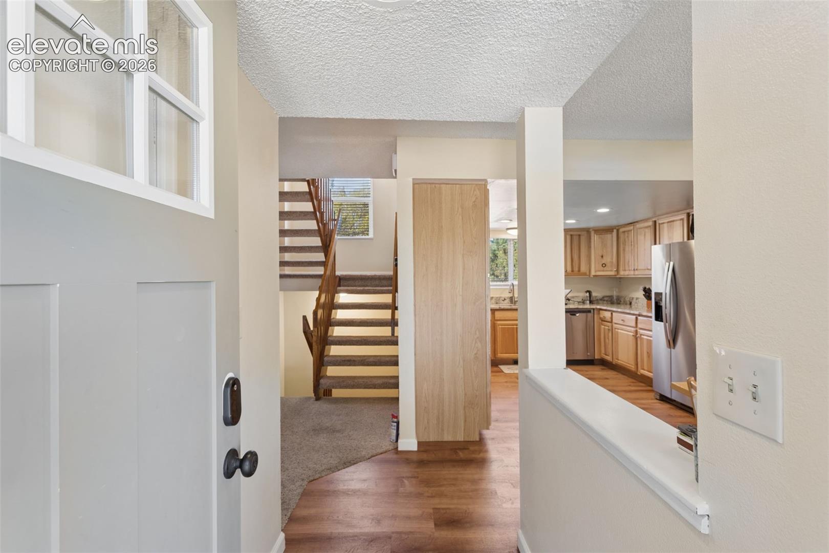 Listing photo 11 for 6420 Stonehedge Drive