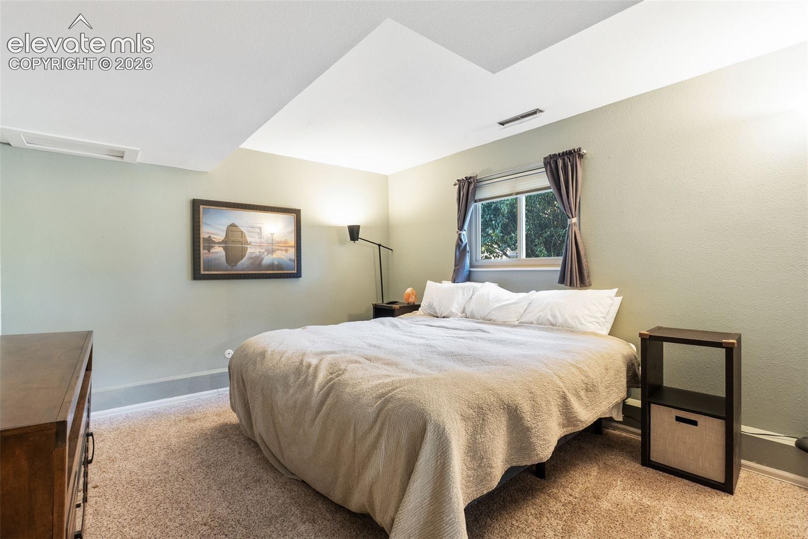 Listing photo 24 for 420 Allegheny Drive