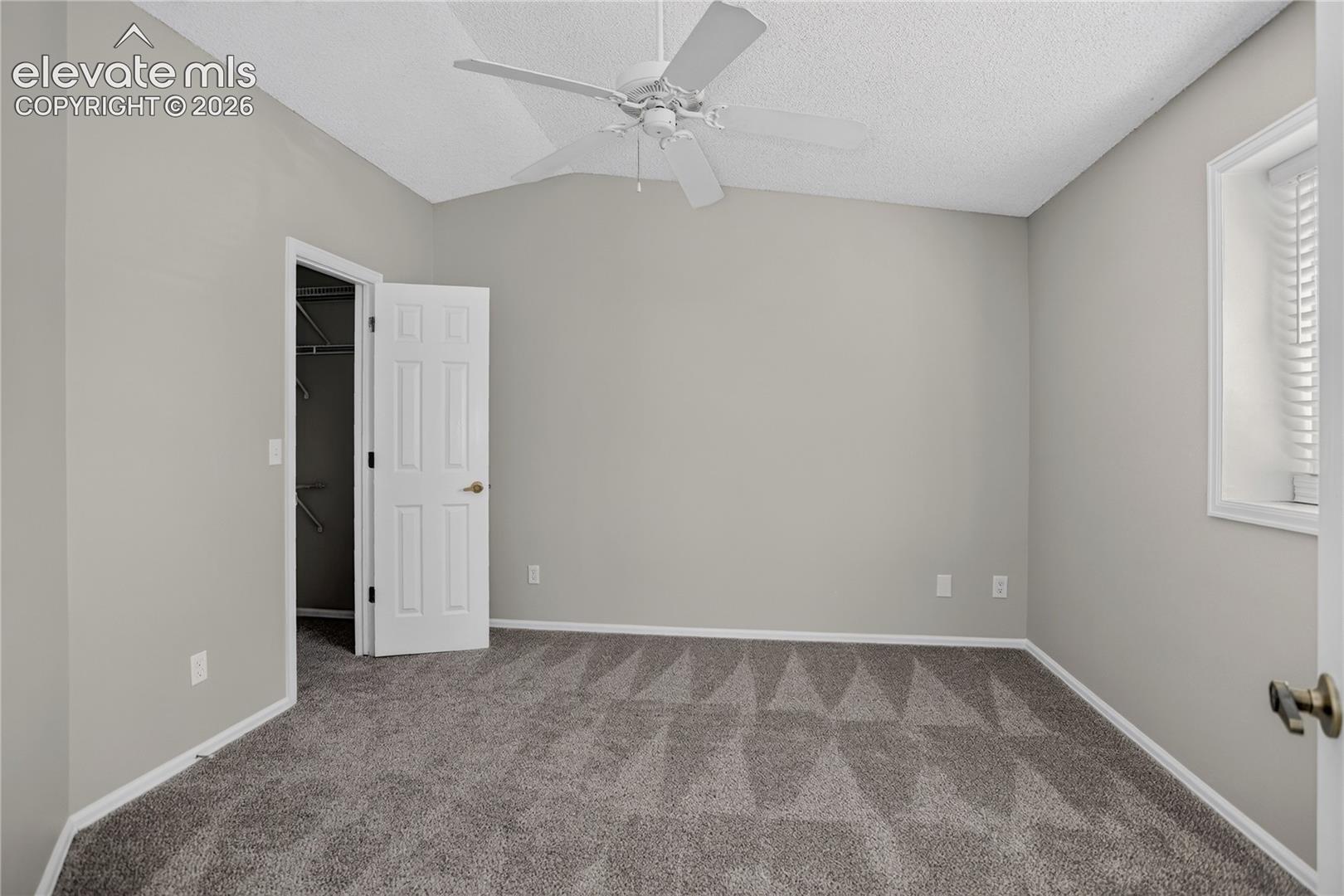 Listing photo 24 for 2932 Camino Cielo Court