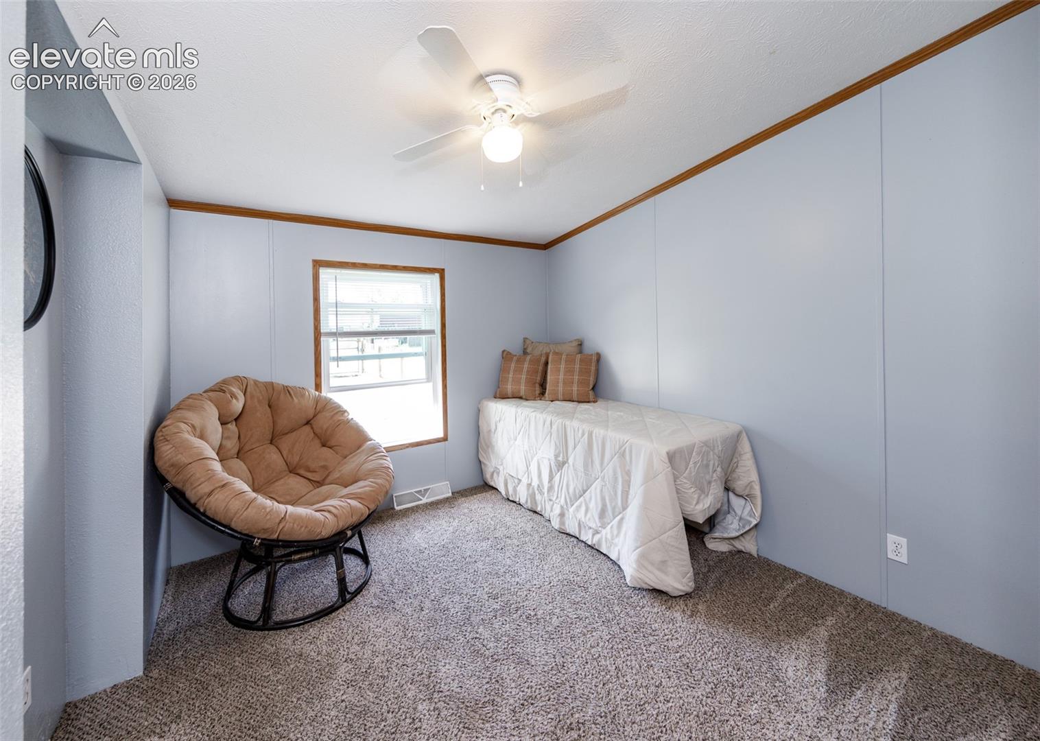 Listing photo 19 for 405 3rd Street