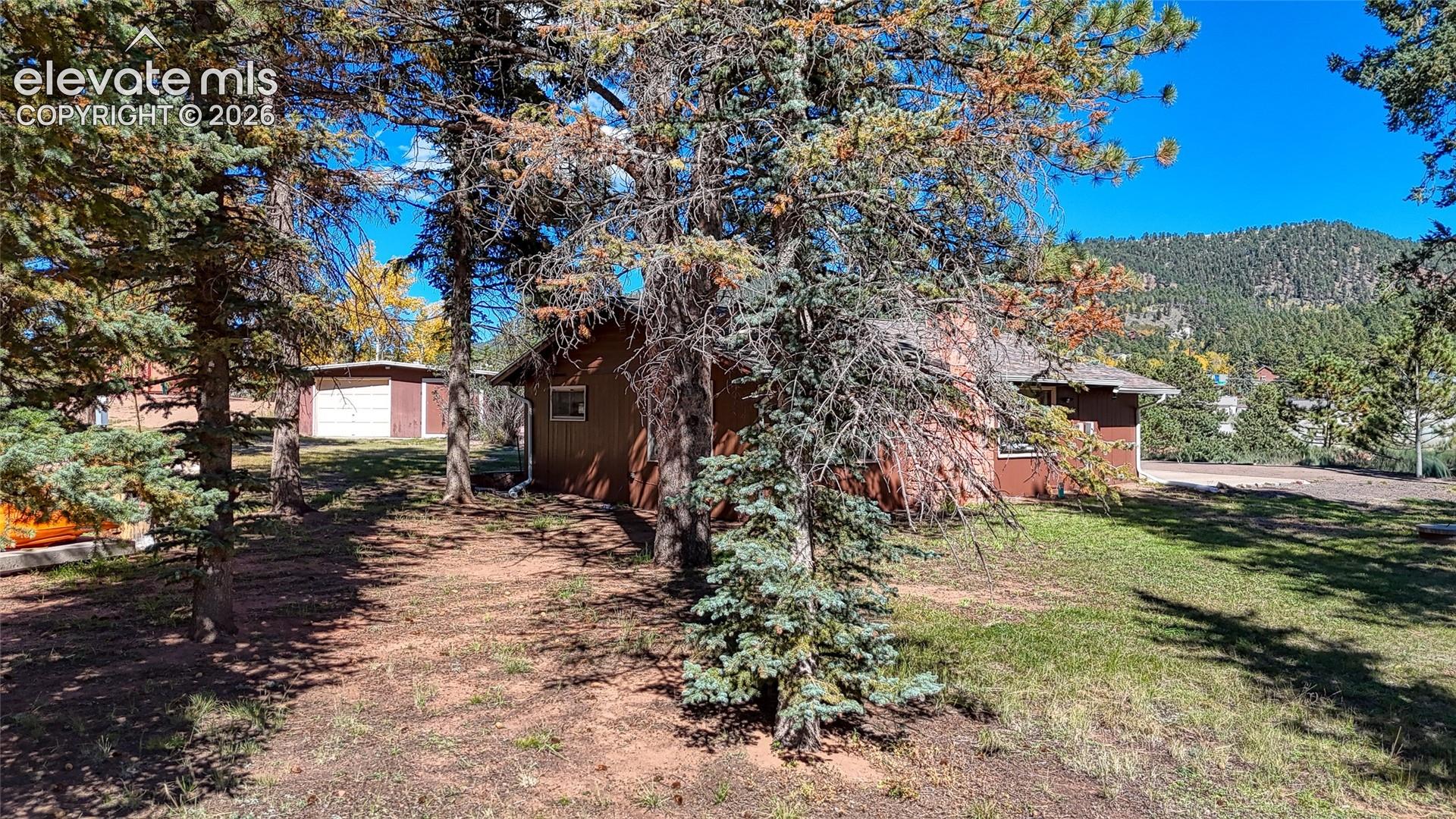 Listing photo 41 for 1867 Woodland Avenue