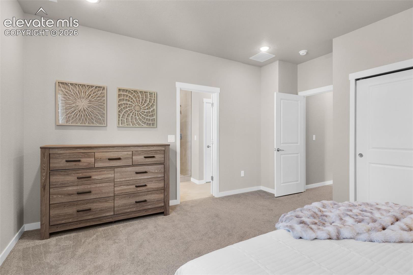 Listing photo 19 for 11047 Shelter Creek Drive