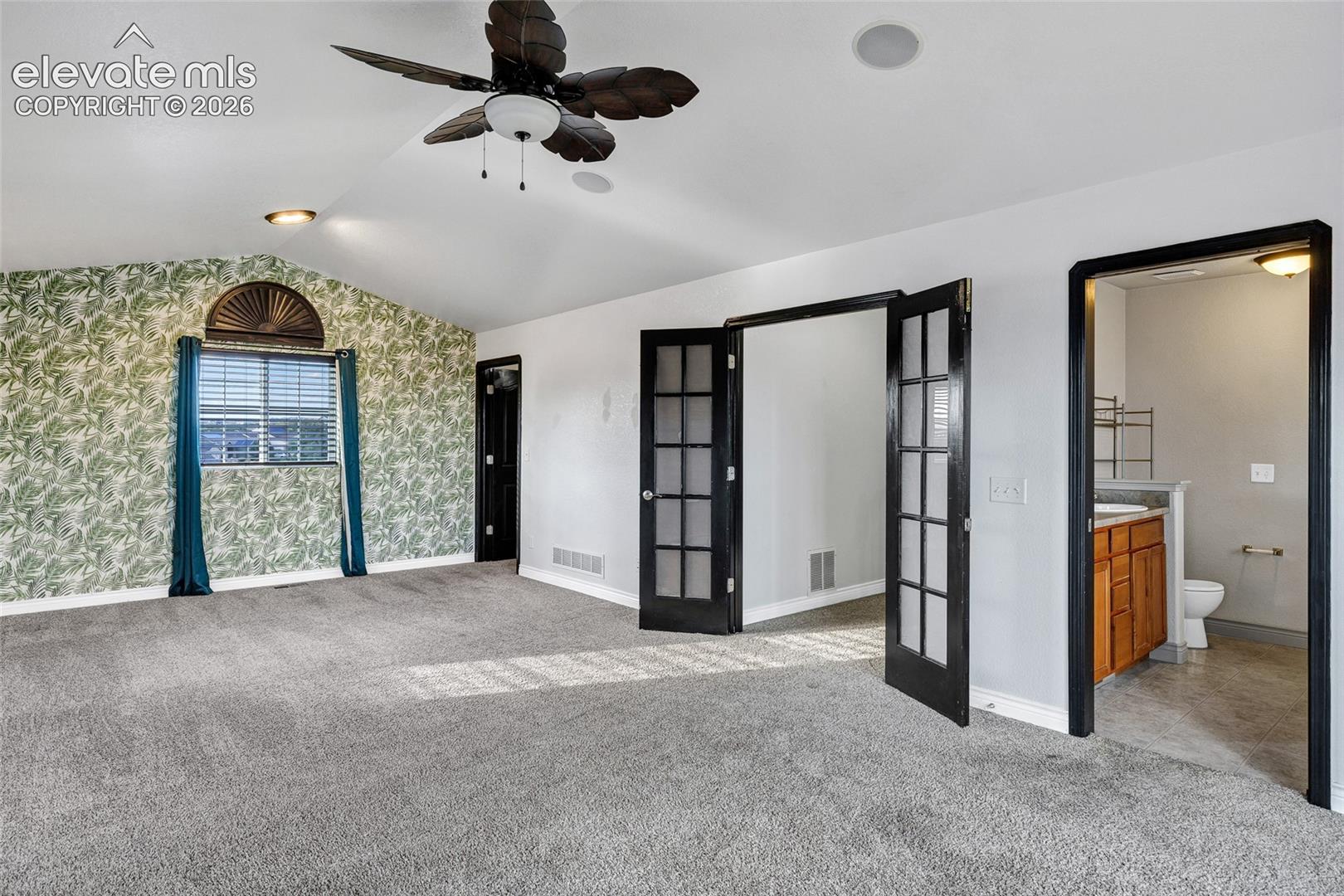 Listing photo 27 for 831 Merrimack River Way