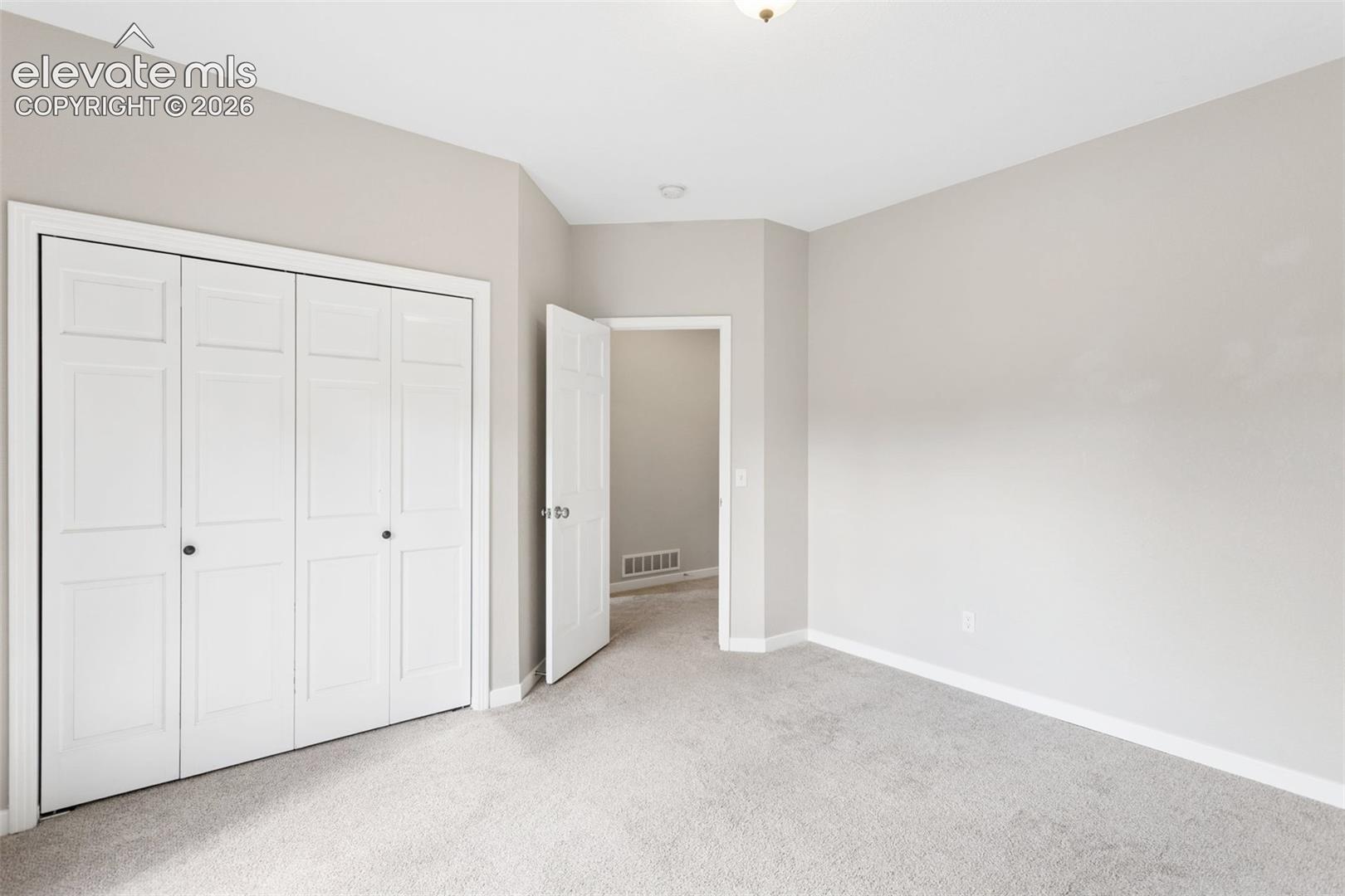 Listing photo 28 for 19975 Doewood Drive