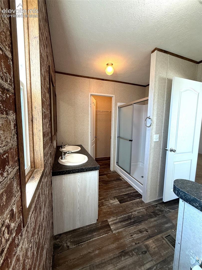 Listing photo 16 for 999 Fortino Boulevard 28