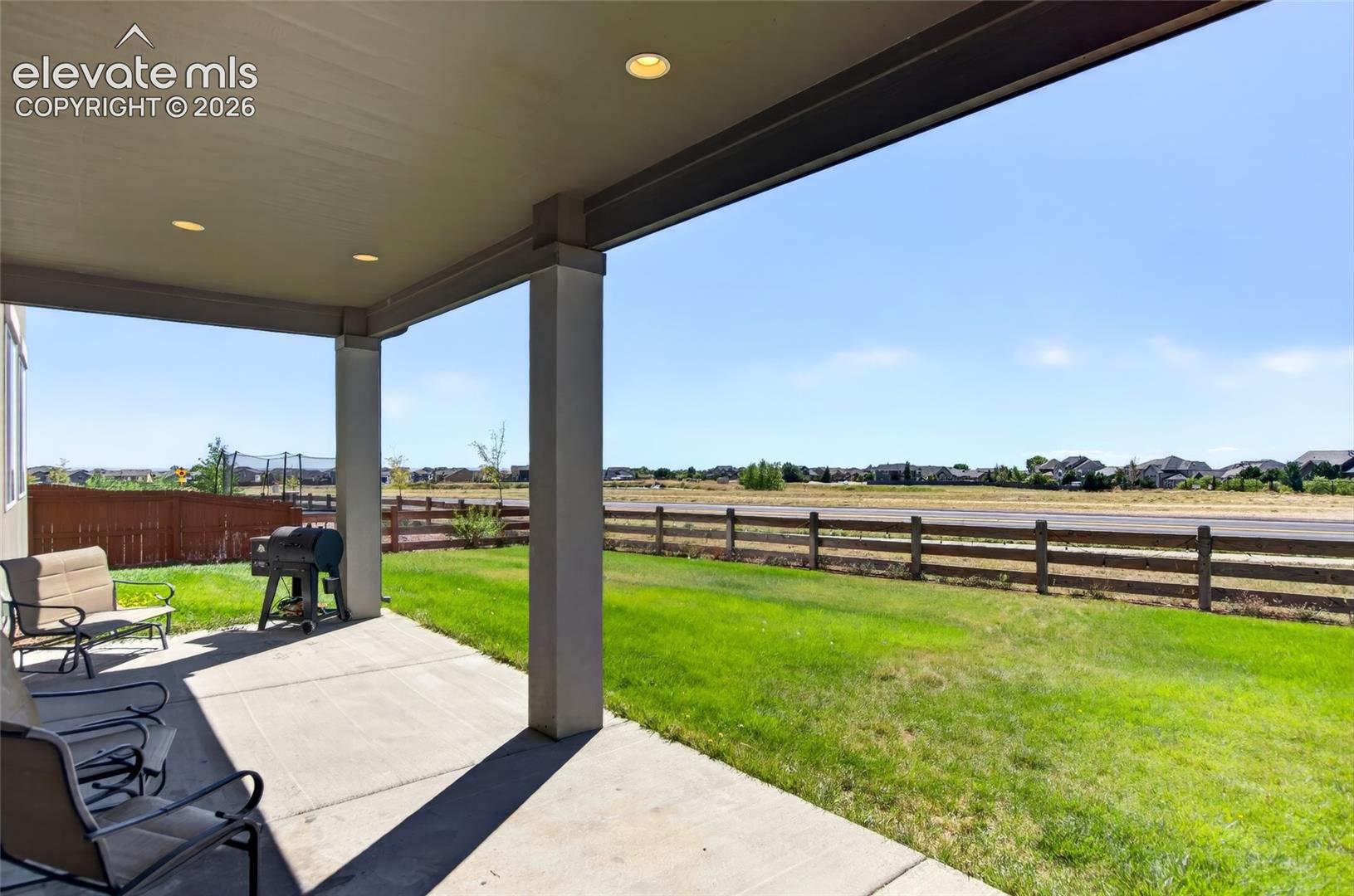 Listing photo 27 for 9622 Fairway Glen Drive