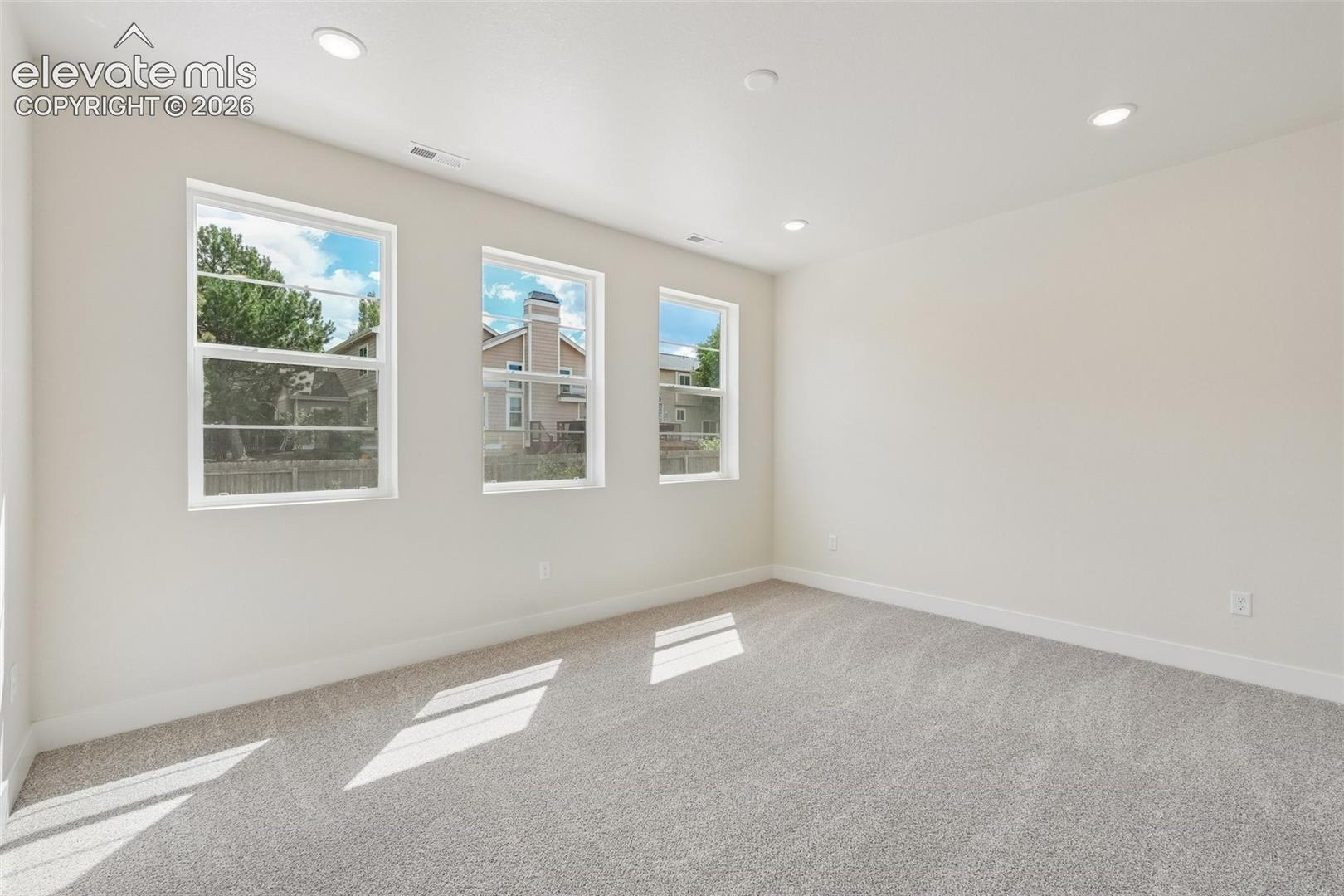Listing photo 15 for 3005 Curly Grove