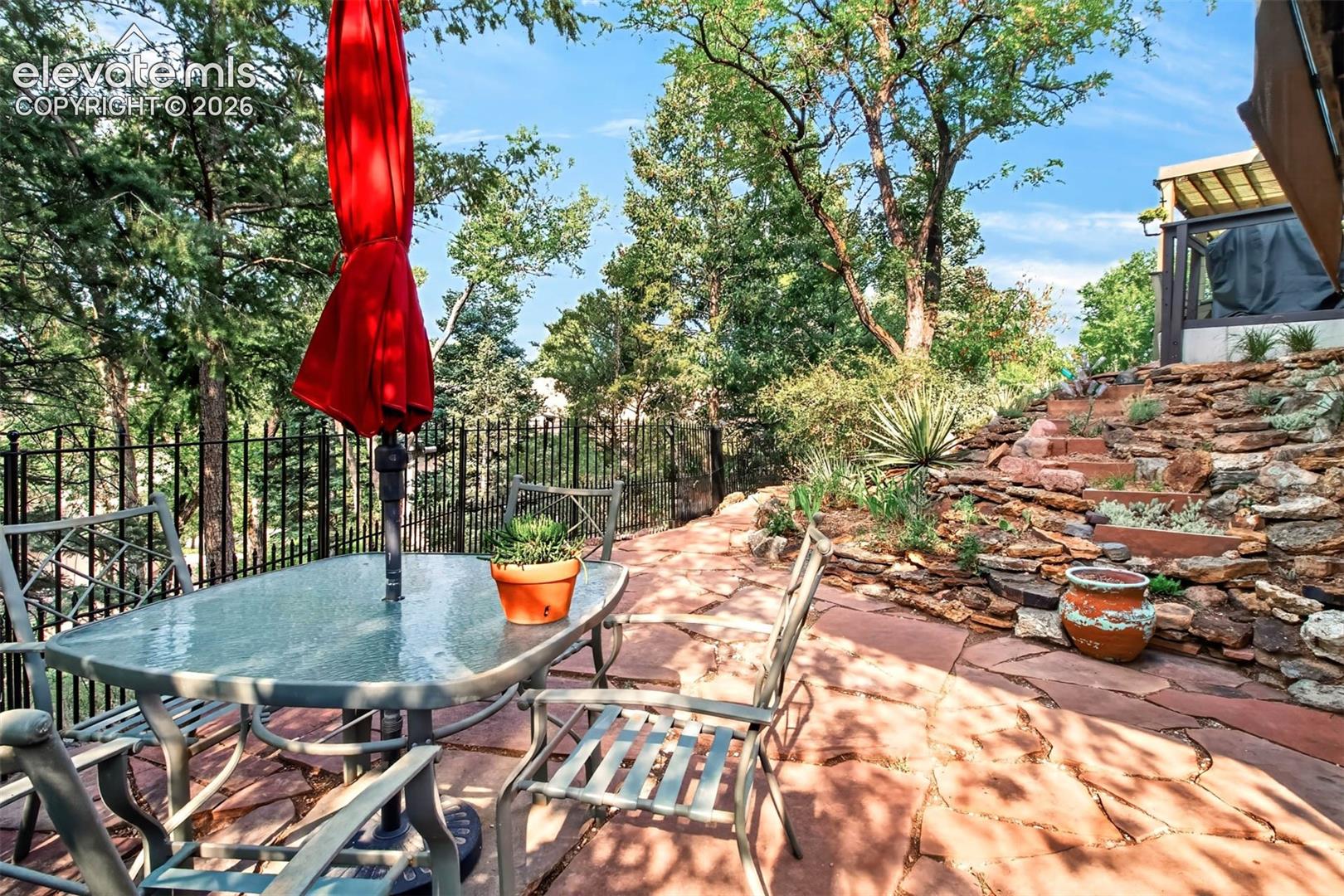 Listing photo 37 for 1224 E High Point Lane
