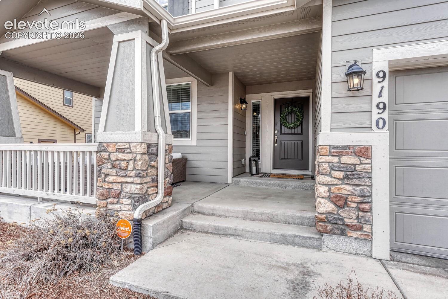 Listing photo 2 for 9190 Kathi Creek Drive