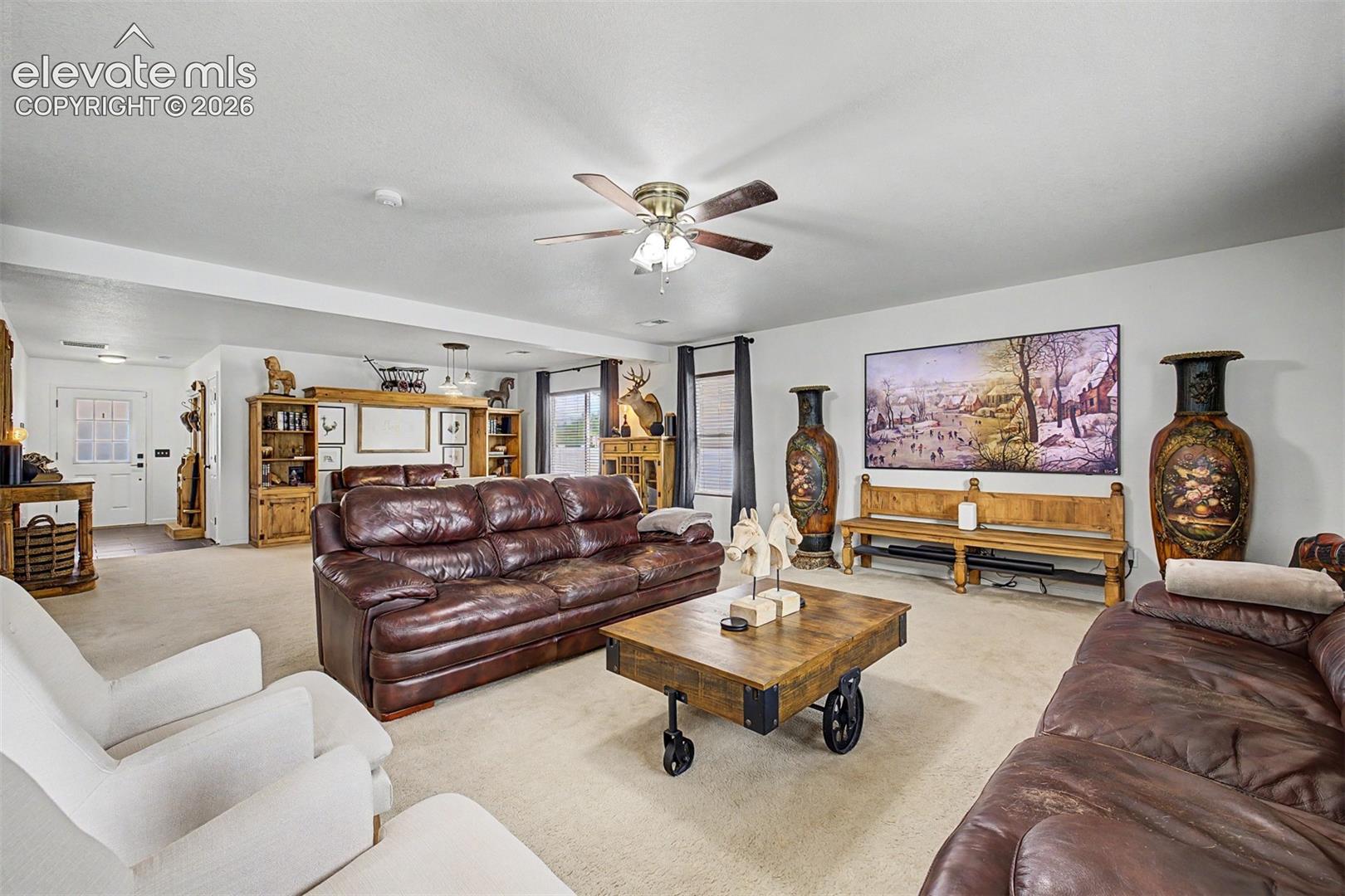 Listing photo 9 for 7716 Candlelight Lane