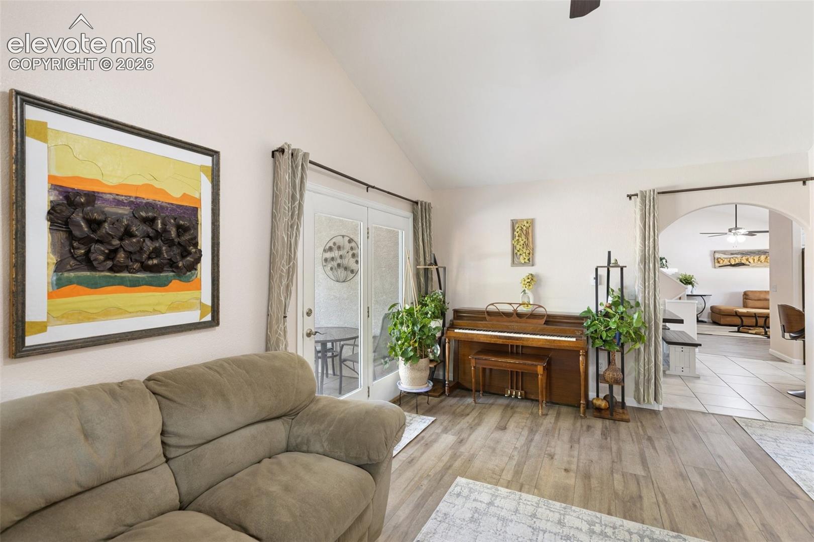 Listing photo 17 for 615 Twinflower Drive