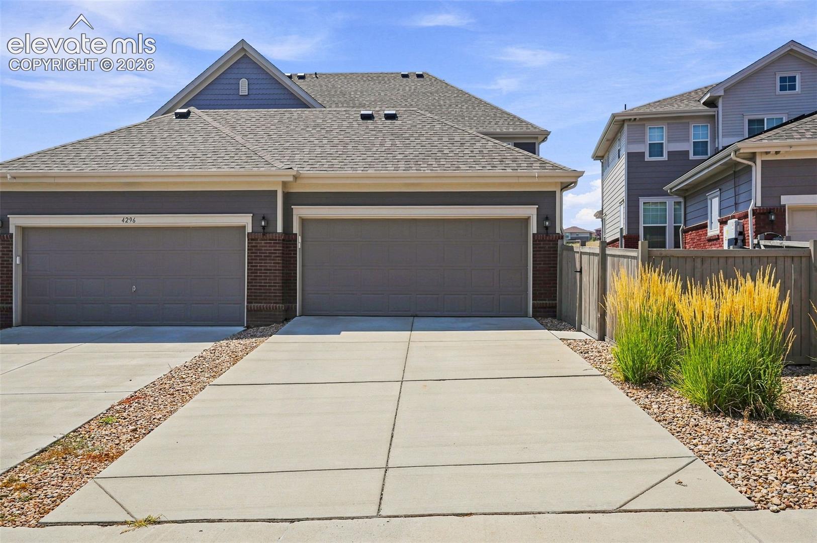 Listing photo 24 for 4298 N Meadows Drive