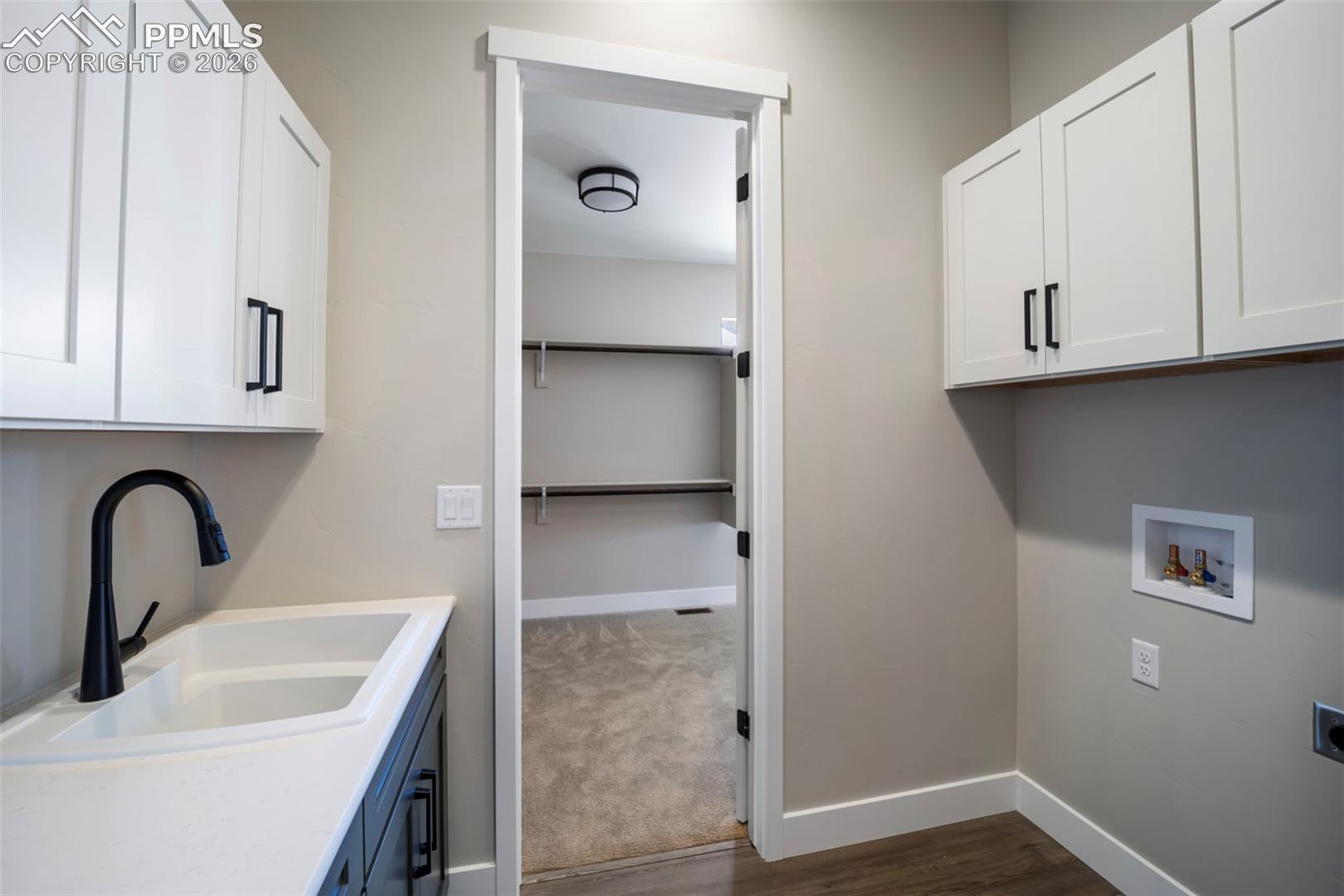 Listing photo 21 for 12323 Mionetto Court