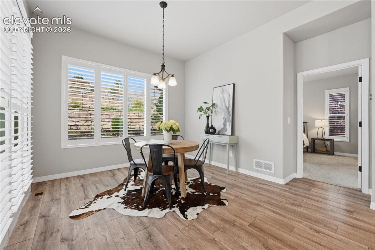 Listing photo 18 for 10398 Sharon Springs Drive