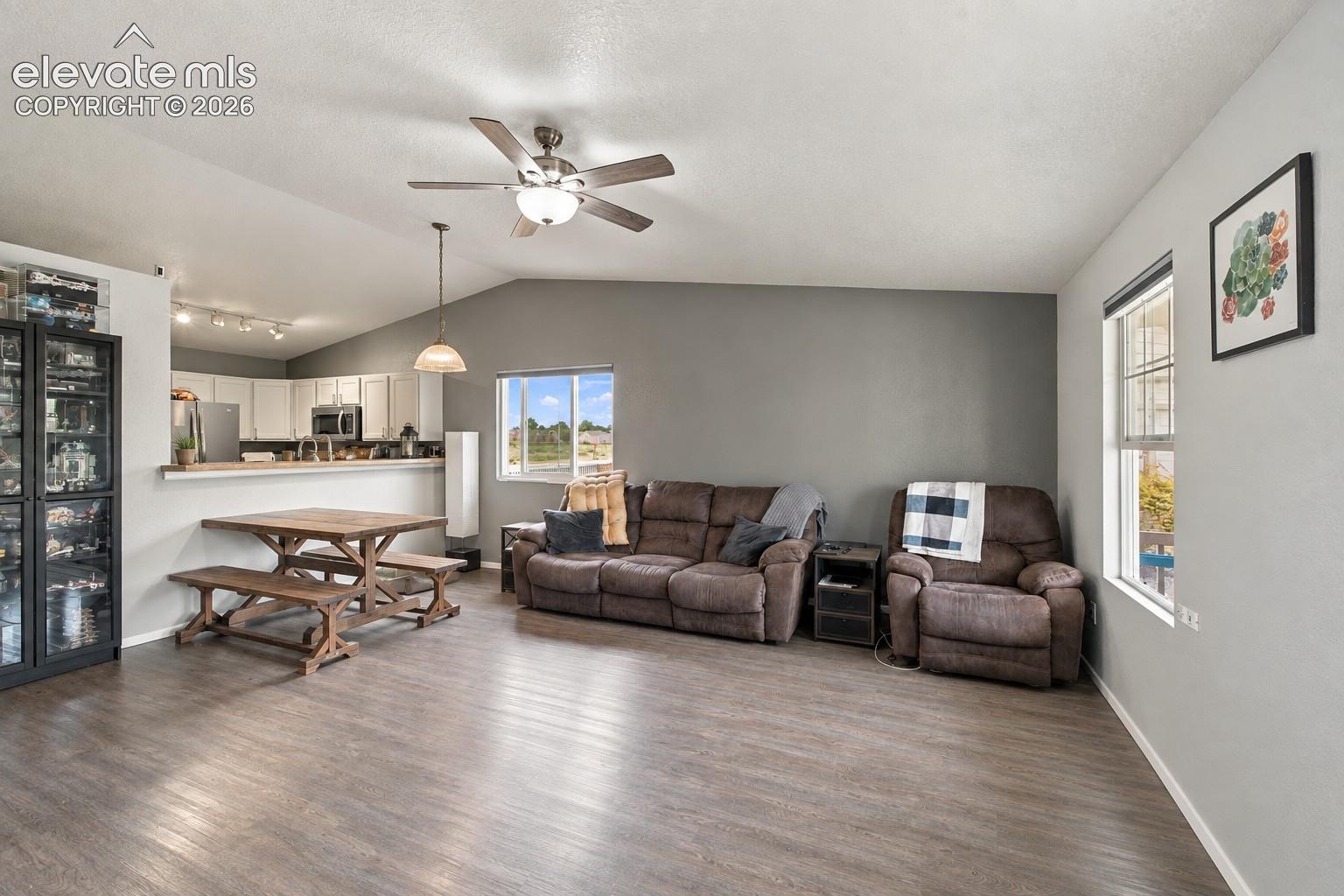 Listing photo 7 for 1324 Silver Hawk Court