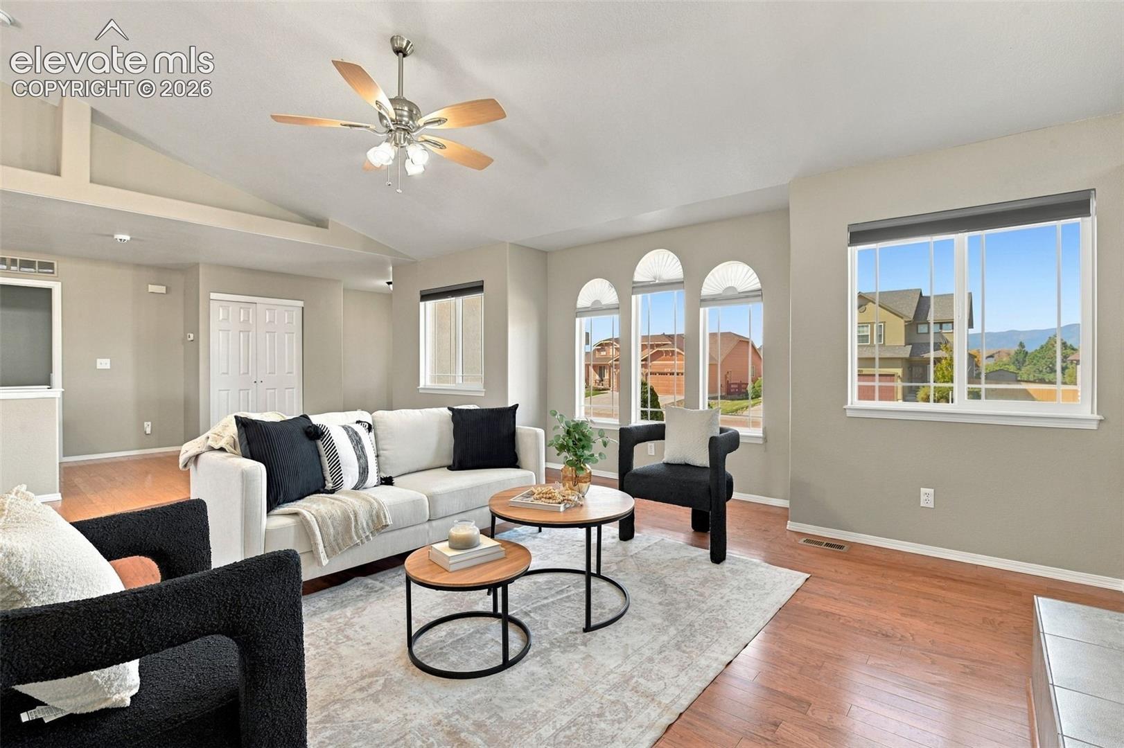 Listing photo 6 for 10467 Mile Post Loop