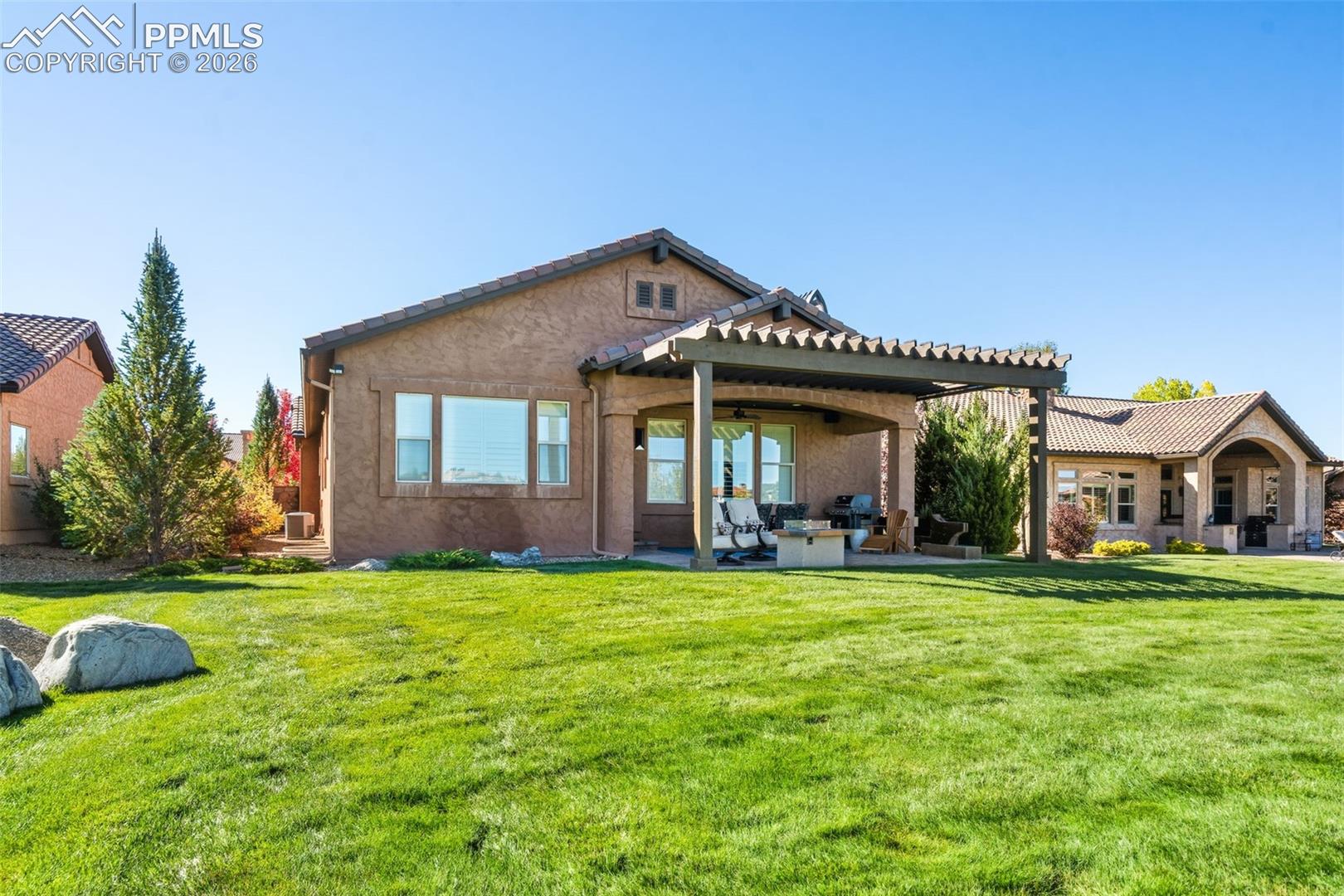 Listing photo 22 for 2328 Margaux Valley Way