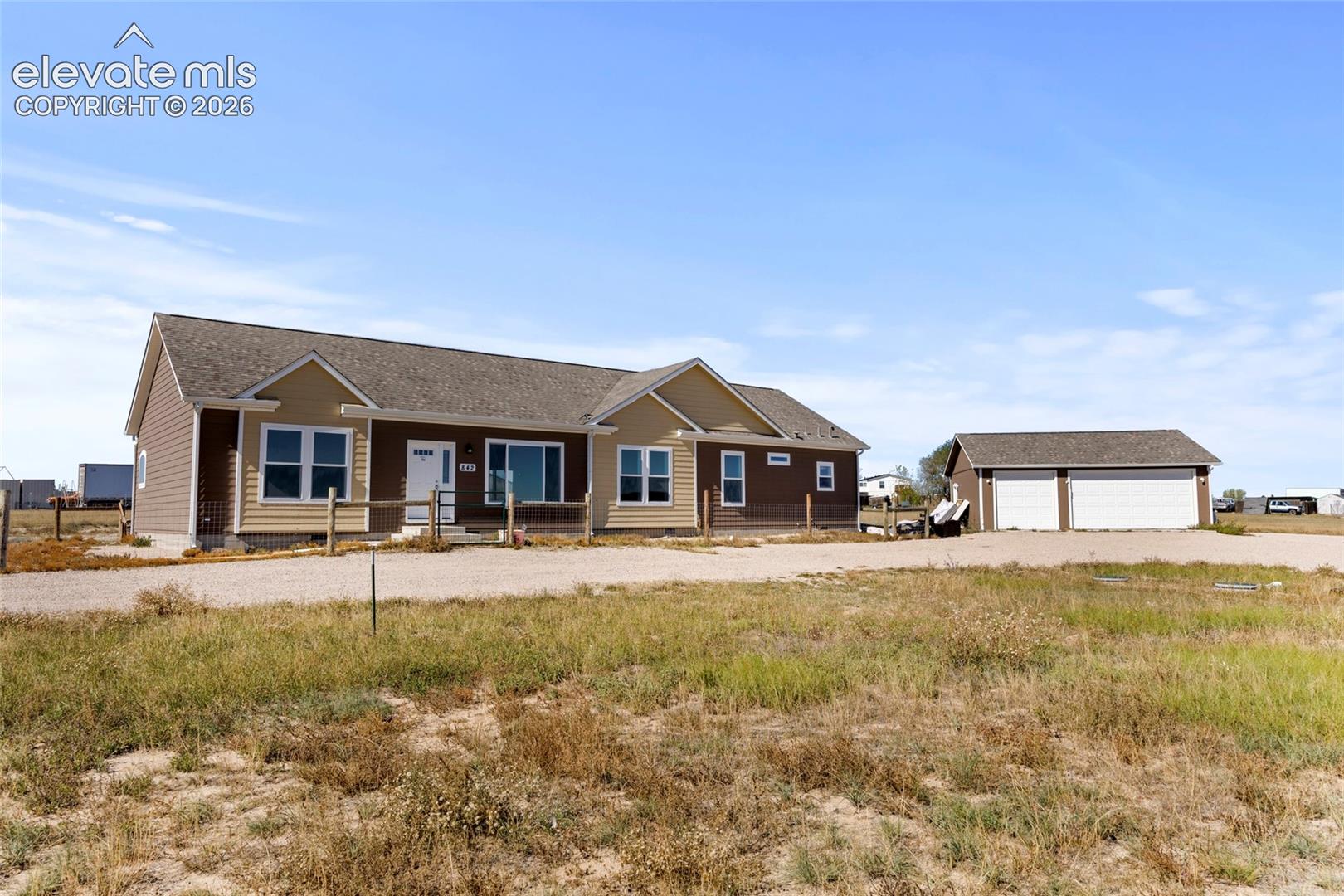 Listing photo 4 for 842 Spotted Owl Way