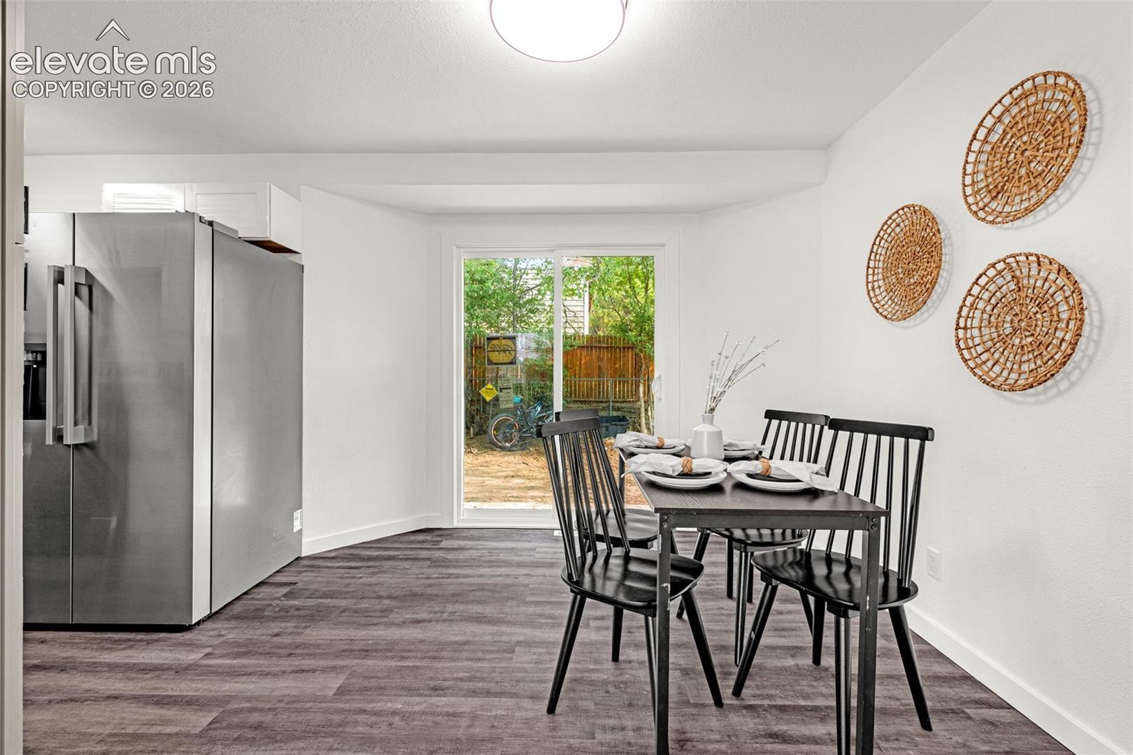 Listing photo 7 for 1375 Bonita Drive