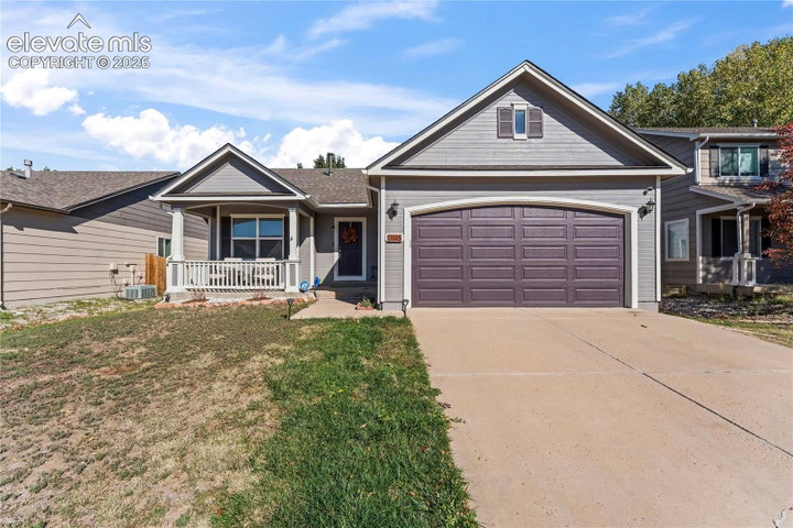 885 Candlestar Loop — listing photo
