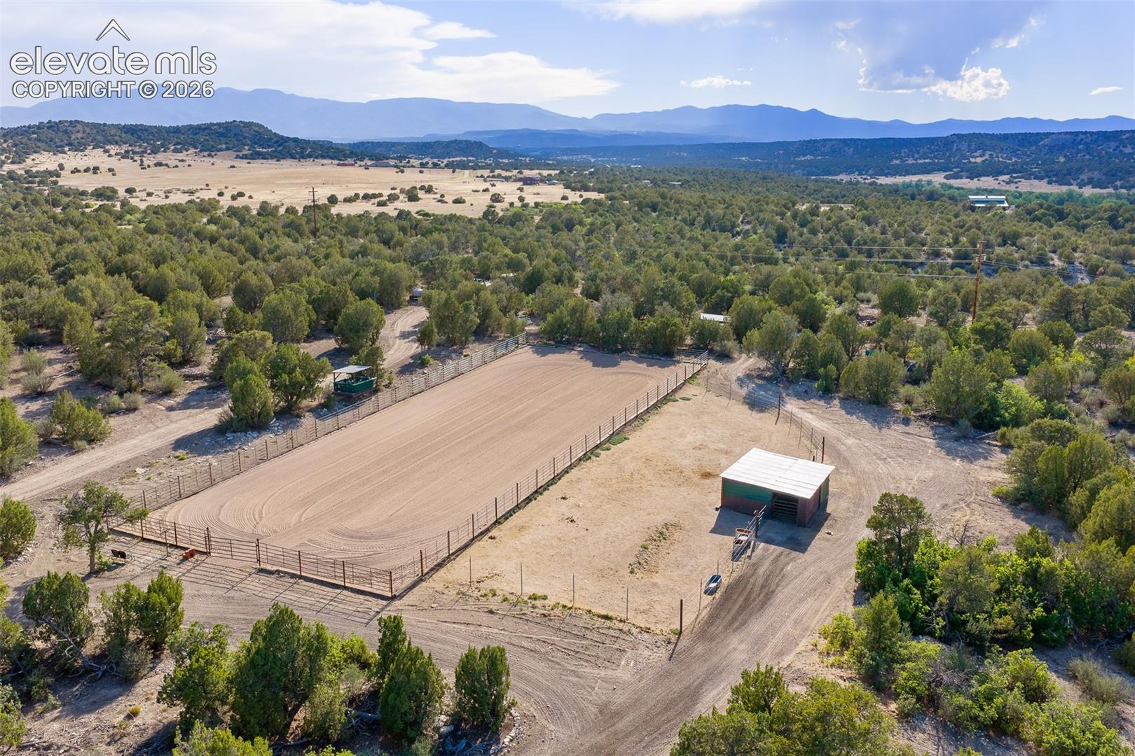 Listing photo 30 for 7445 Pinon Heights NA