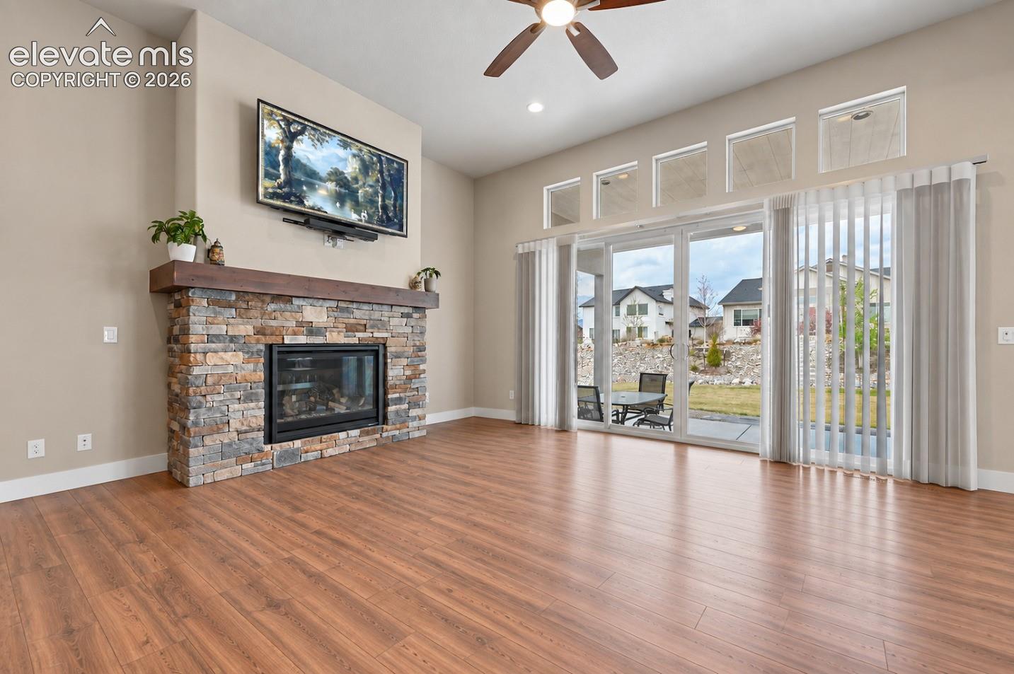 Listing photo 6 for 2272 Cabernet Court