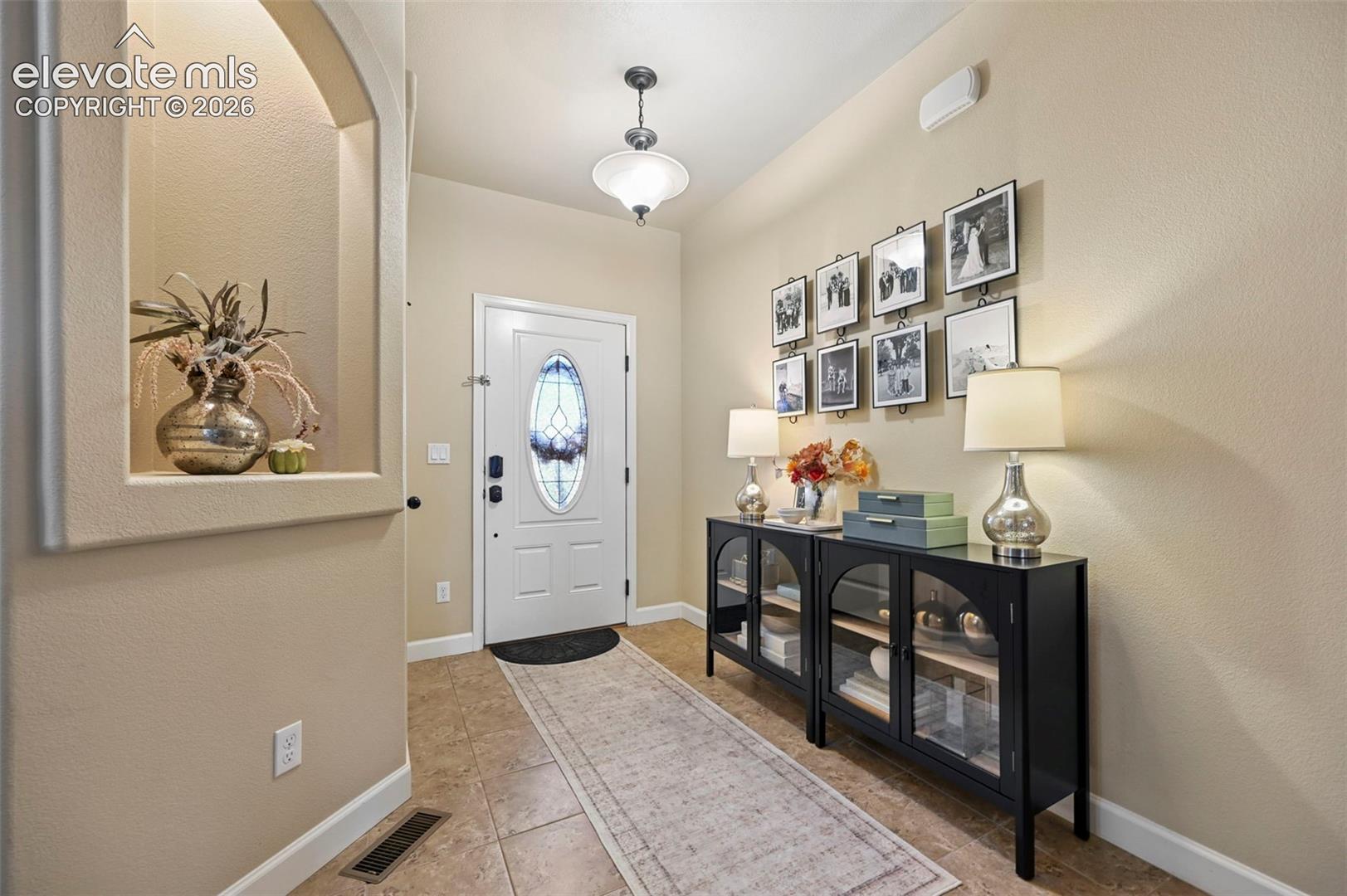 Listing photo 4 for 10071 Mount Princeton Drive