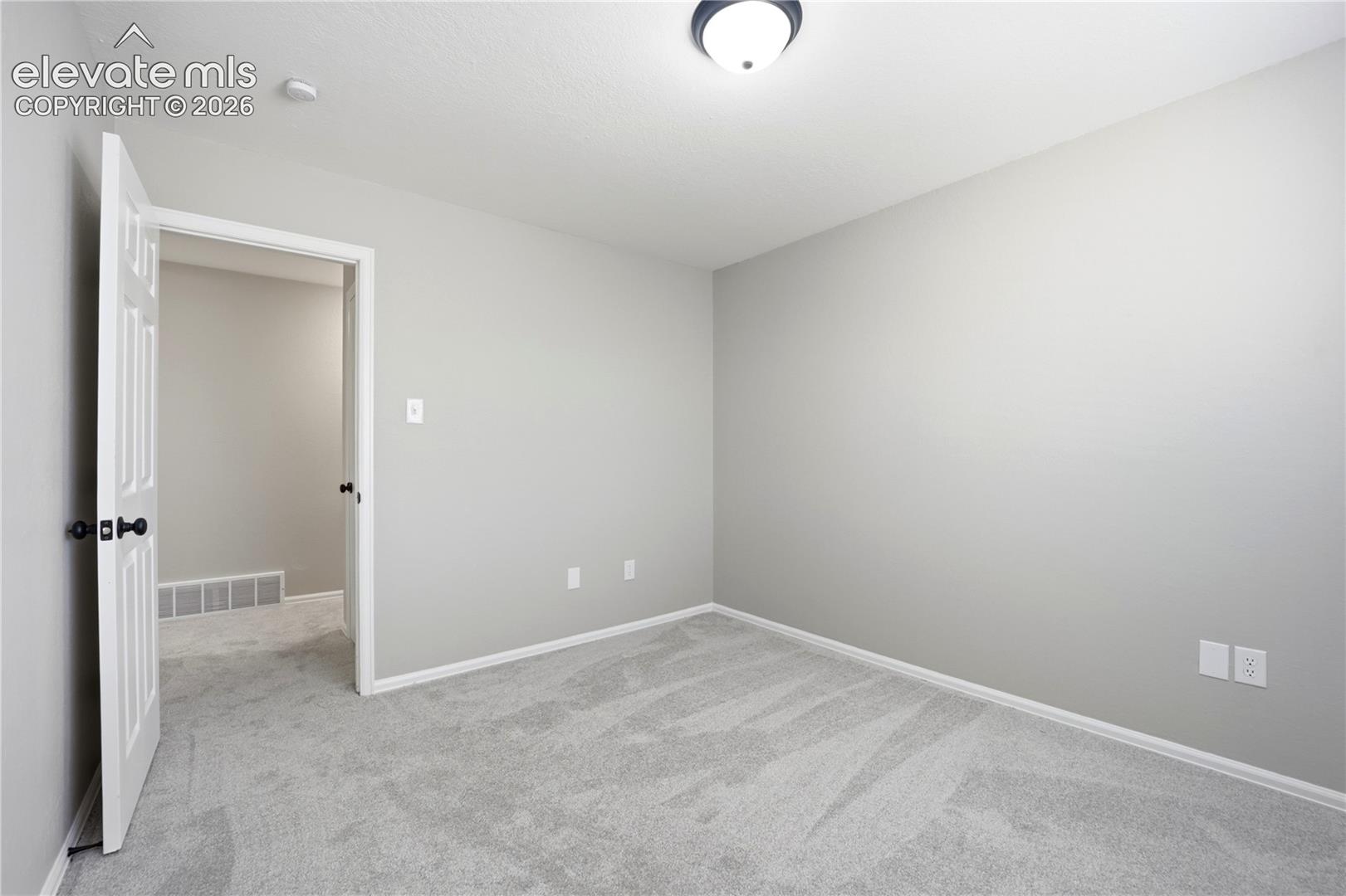 Listing photo 25 for 84 W Bonanza Drive