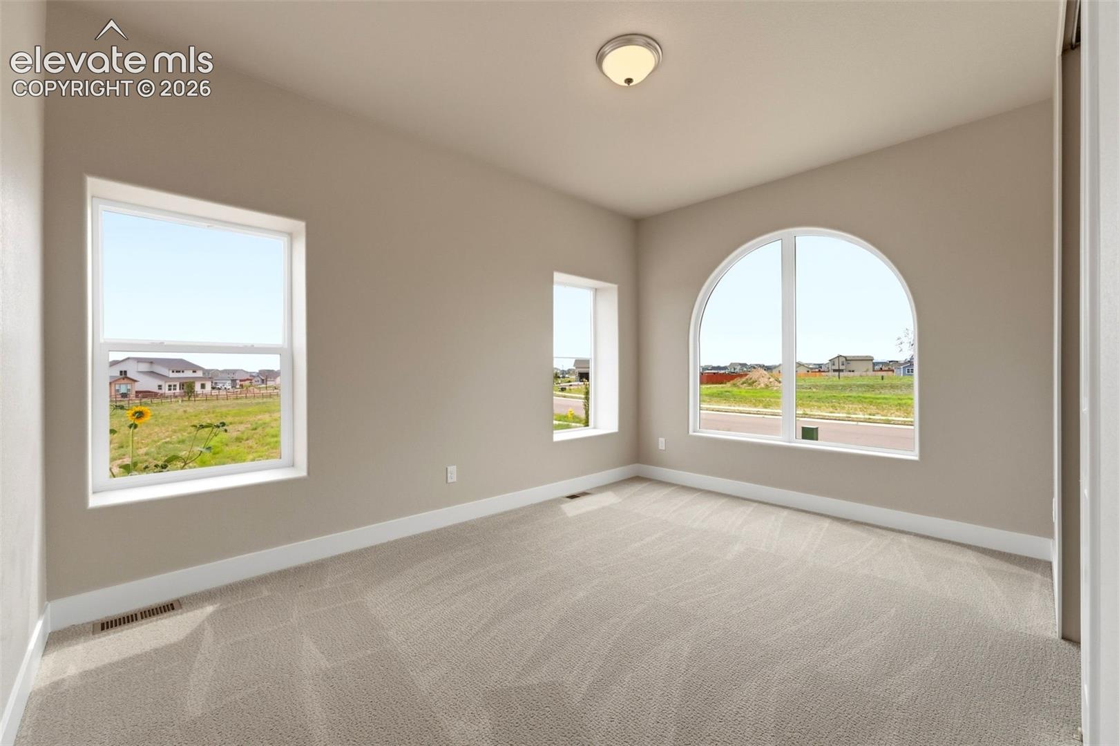 Listing photo 30 for 13513 Crooked Hill Drive