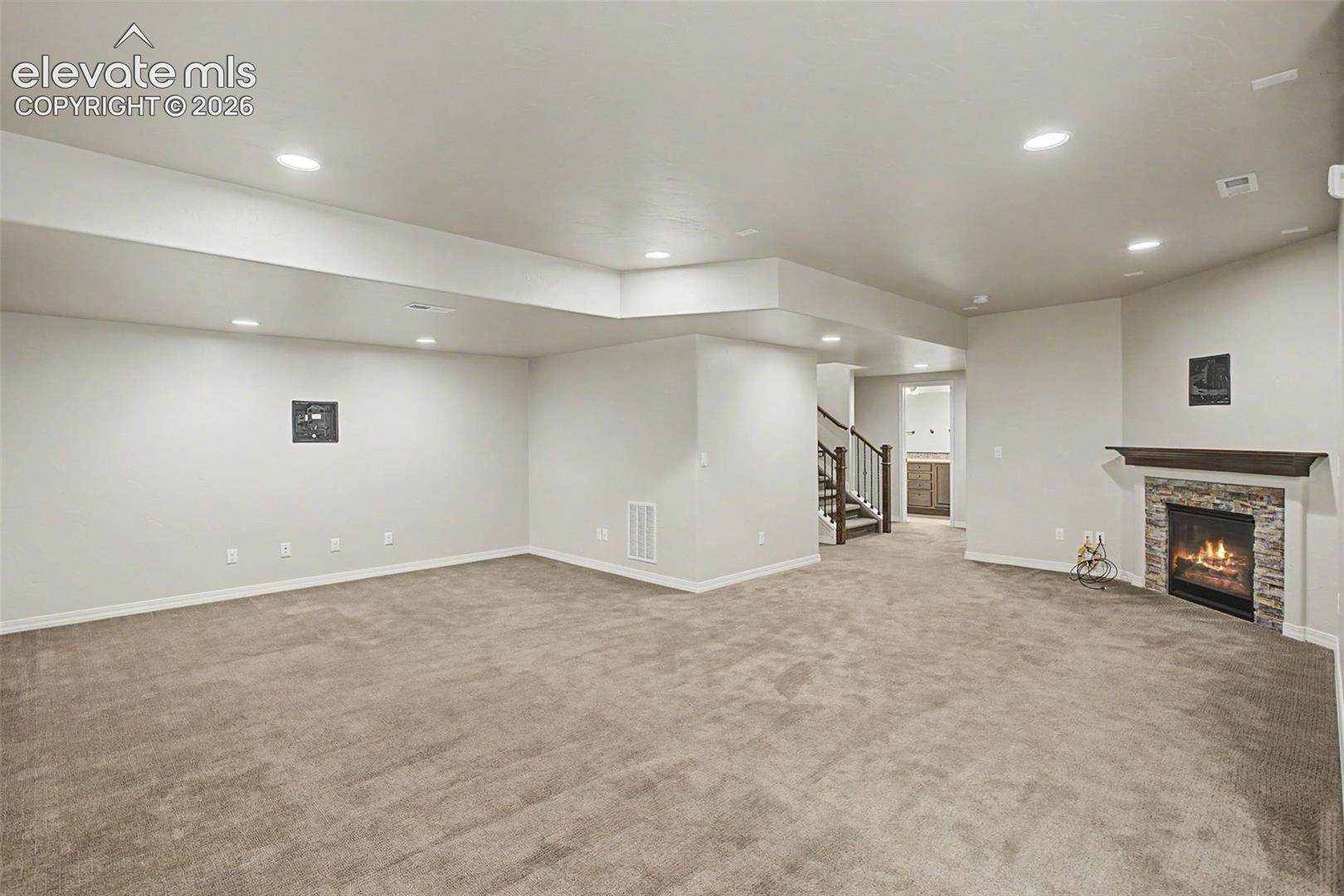 Listing photo 29 for 1906 Villa Creek Circle