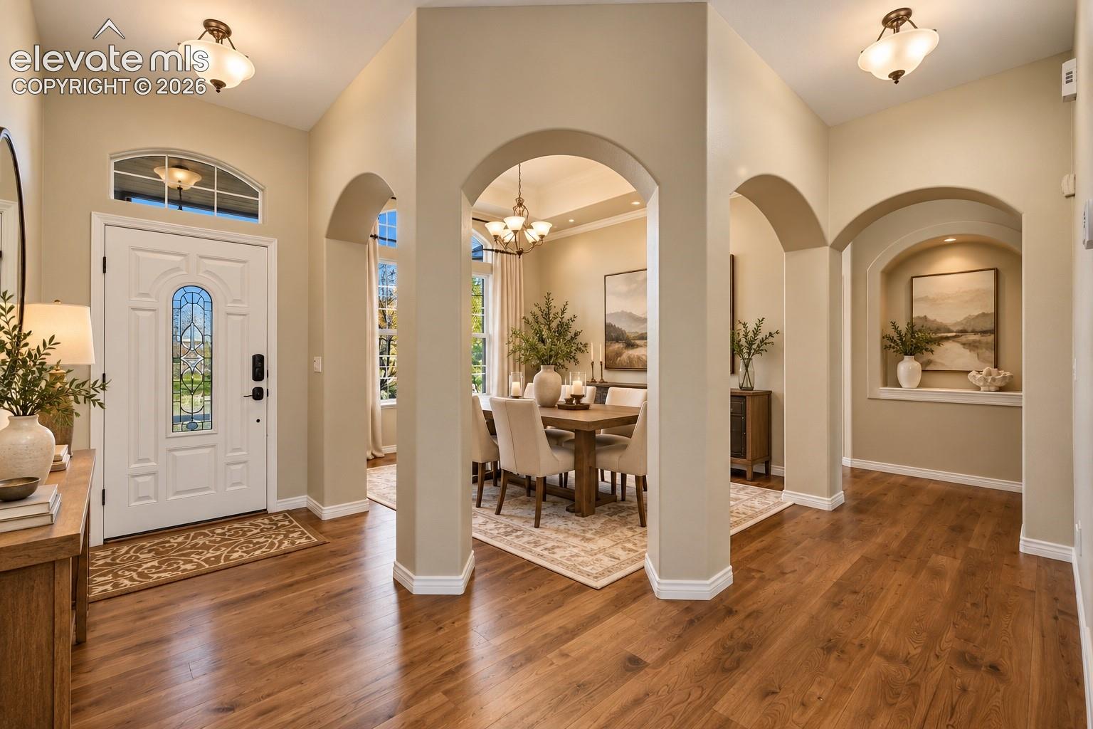 Listing photo 6 for 10862 Torreys Peak Way