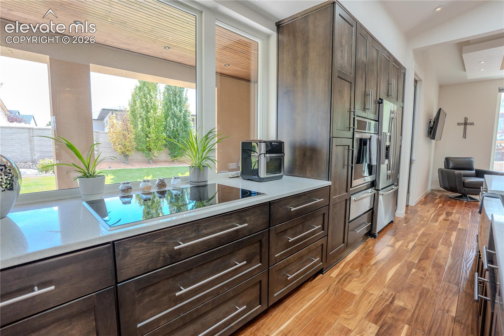 Listing photo 8 for 5638 Venezia Way