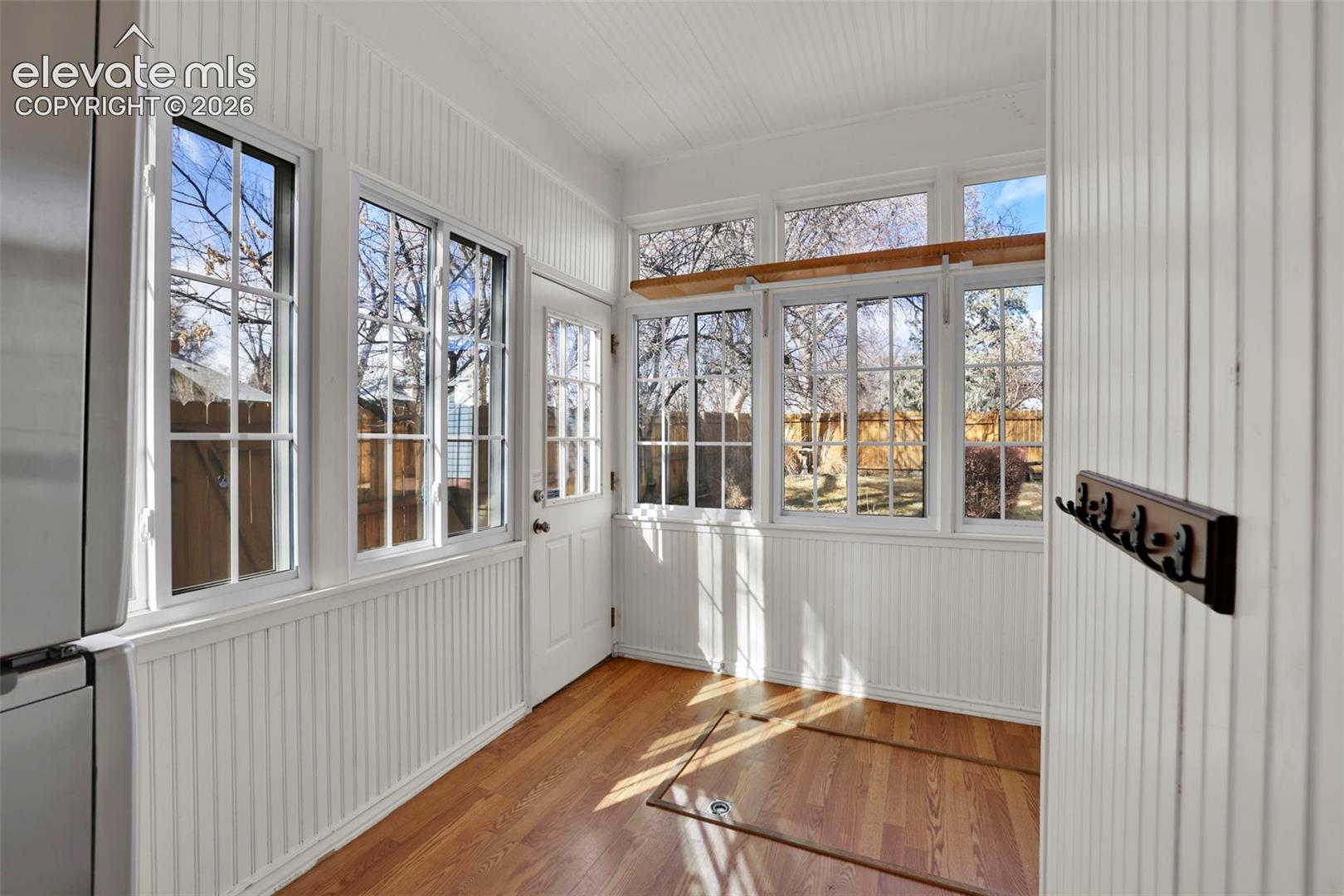 Listing photo 26 for 1302 E Platte Avenue
