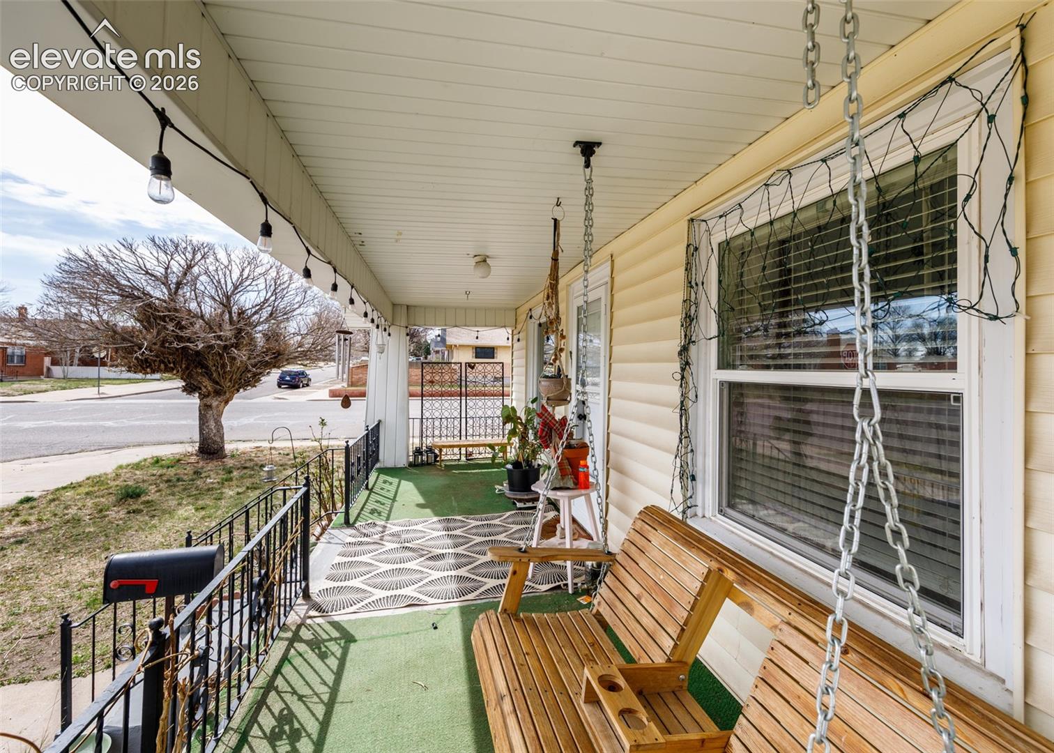 Listing photo 36 for 2035 Pine Street