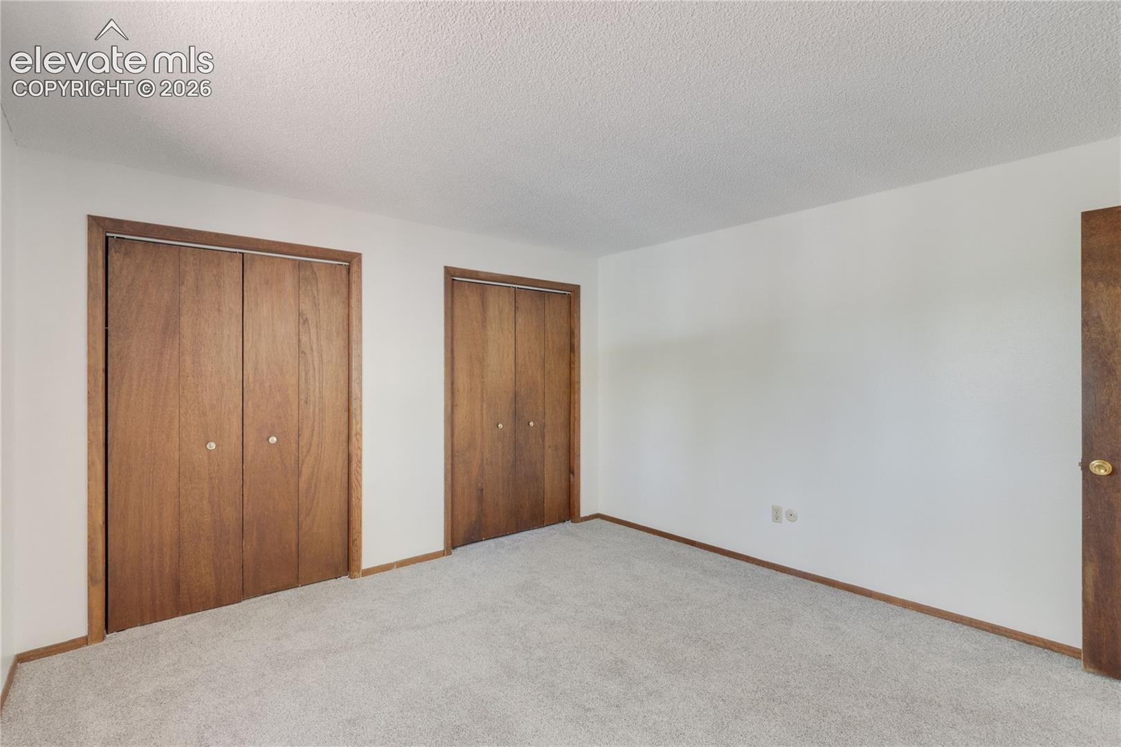 Listing photo 25 for 1257 W Midland Avenue