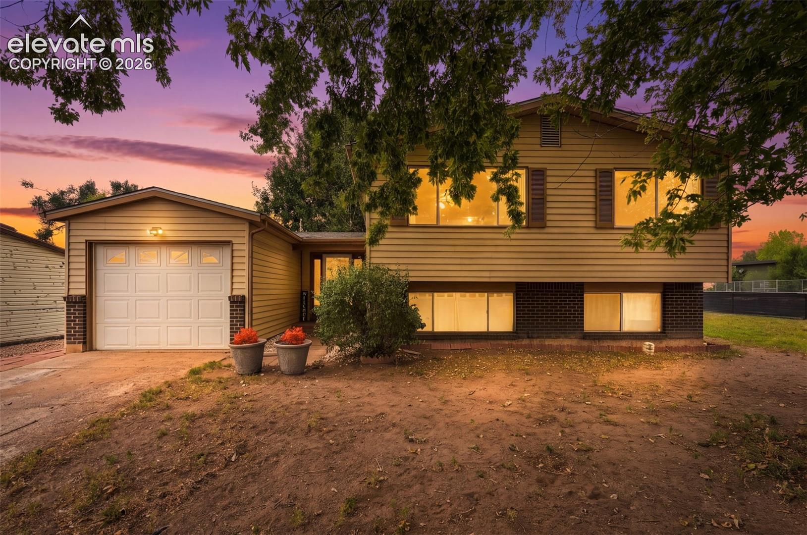 1520 River Drive